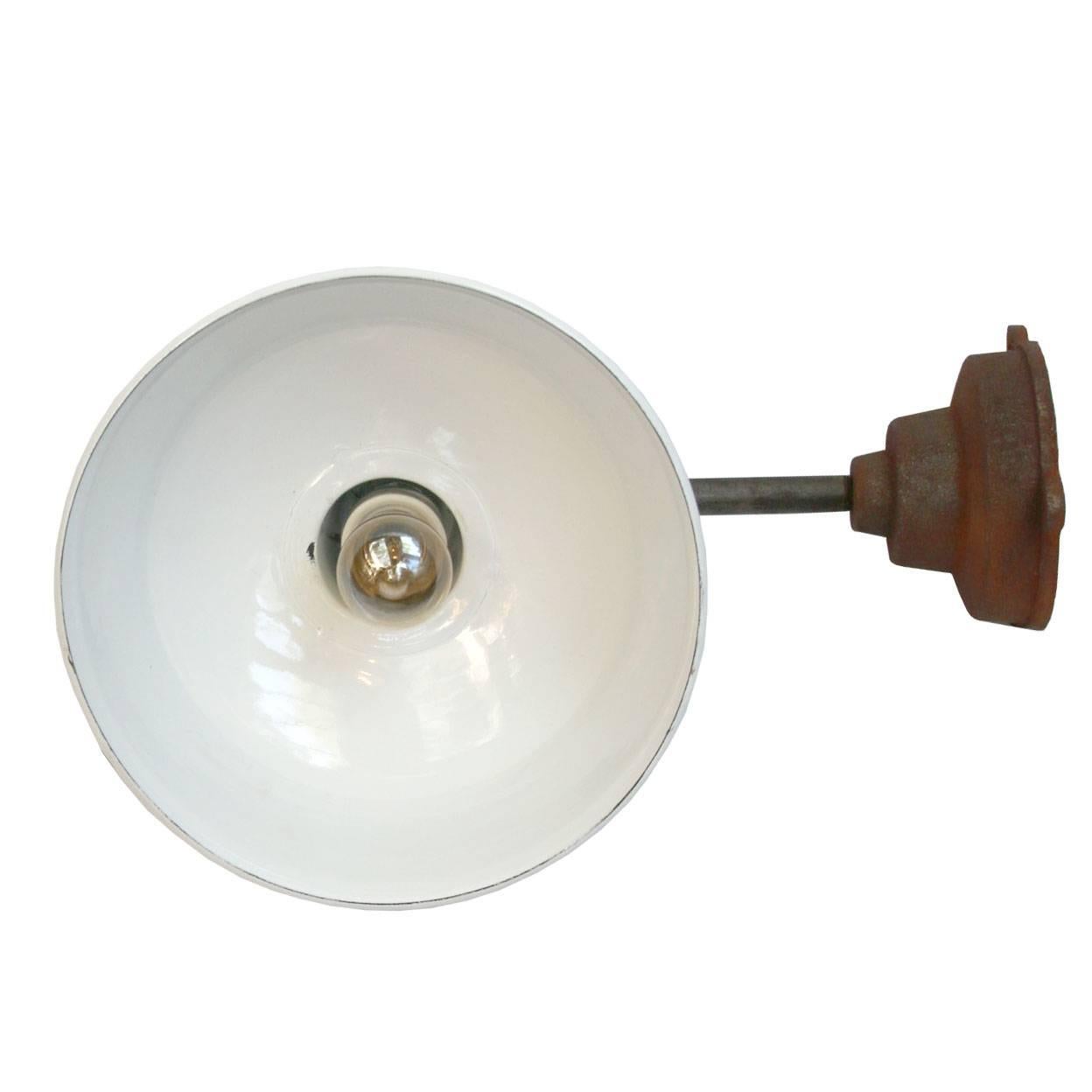 White Enamel Vintage Industrial Cast Iron Arm Wall Lights  In Good Condition In Amsterdam, NL