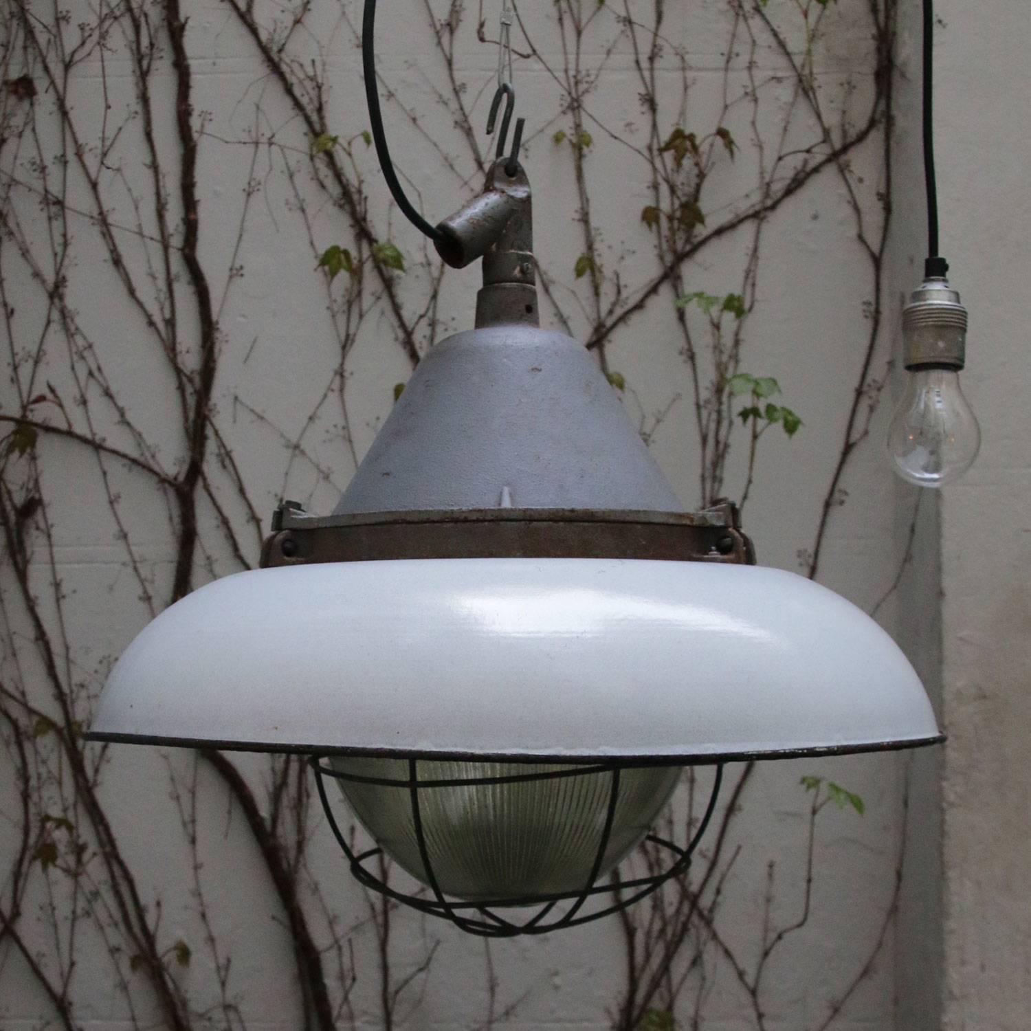 White Enamel Vintage Industrial Cast Iron Holophane Glass Pendant lamp 1