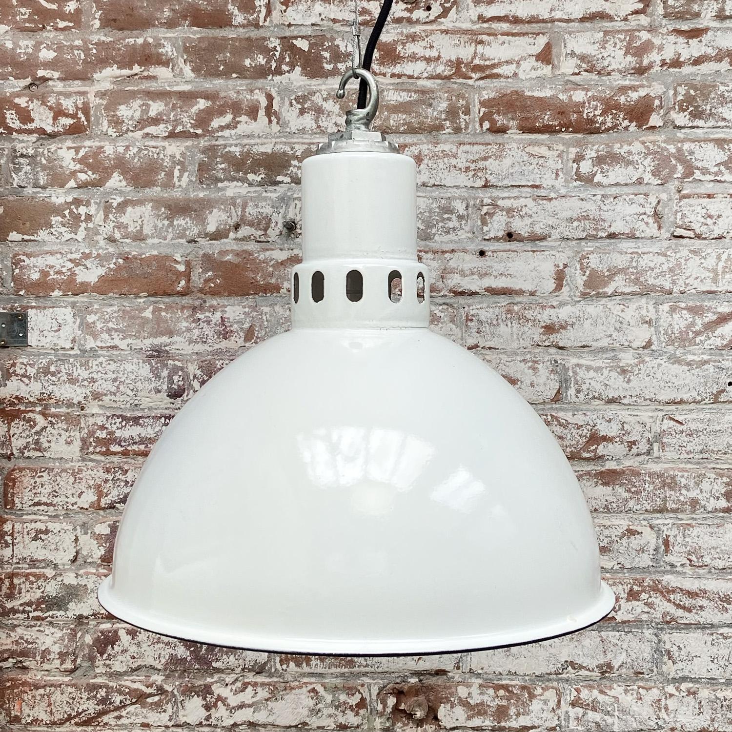 Cast White Enamel Vintage Industrial Factory Pendant Light by Benjamin, USA For Sale