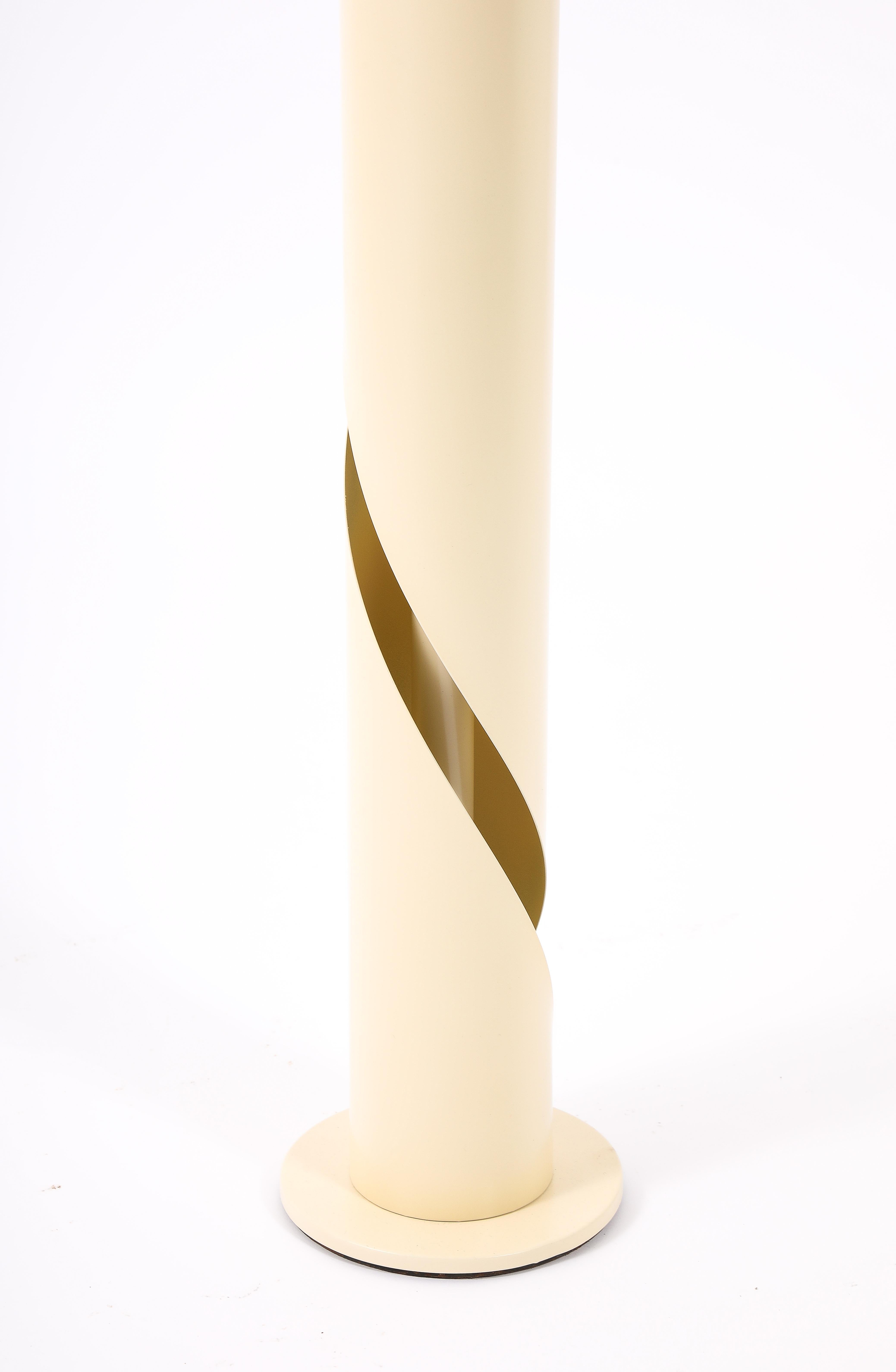 French White Enameled Metal Spiral Floor Lamp, France 1970's For Sale