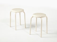 Sgabelli in acciaio smaltato bianco, Francia, anni '60