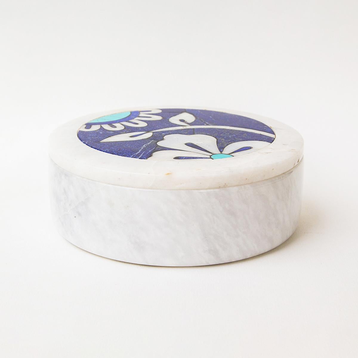 White endless dance box by Studio Lel
Dimensions: D 12.7 x W 12.7 x H 5 cm.
Materials: Lapis Lazuli, Onyx, Marble

These are handmade from semiprecious stone and marble in a small artisanal workshop. Please note that variations and slight
