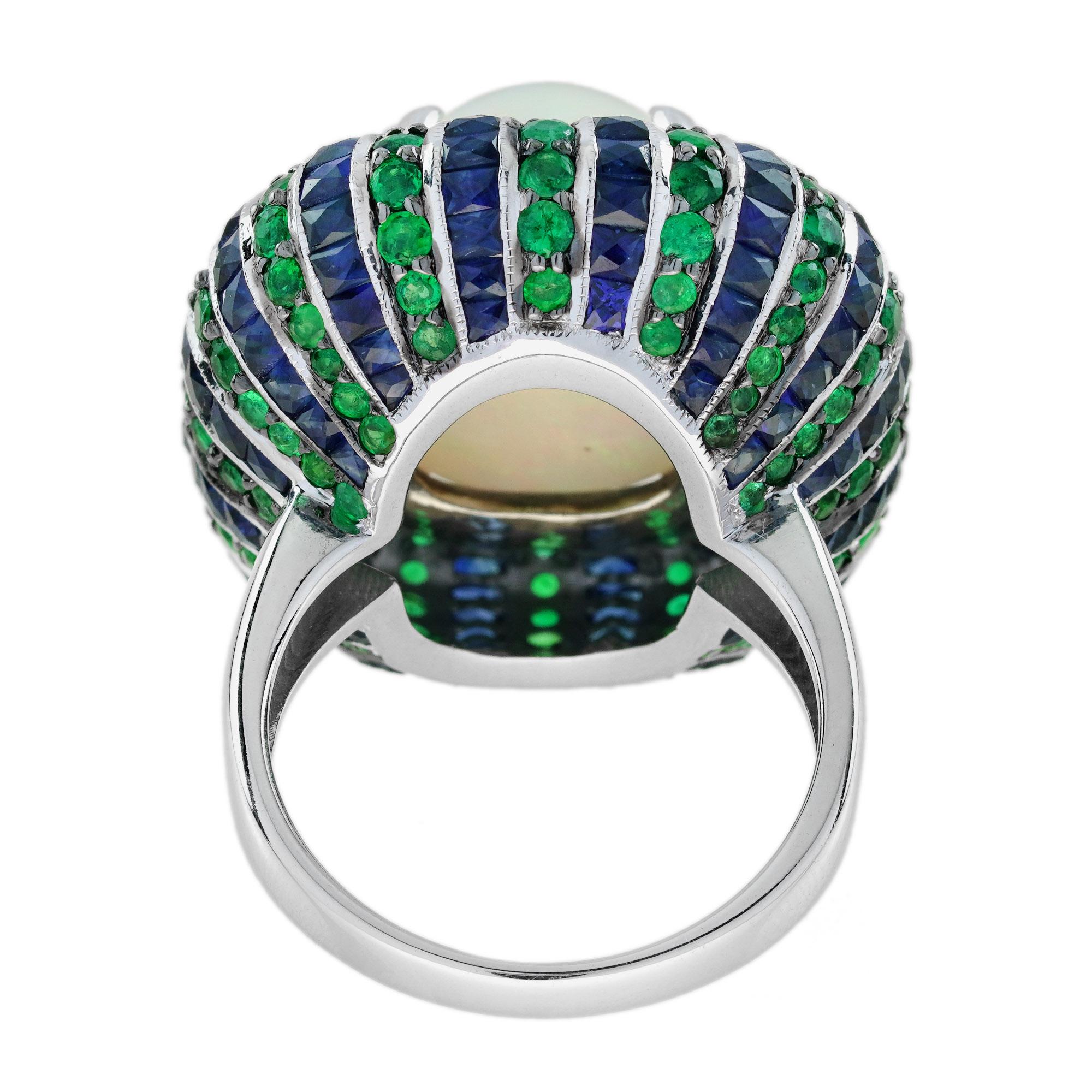White Ethiopian Opal Emerald Sapphire Antique Style Cocktail 18K White Gold Ring Cabujón en venta