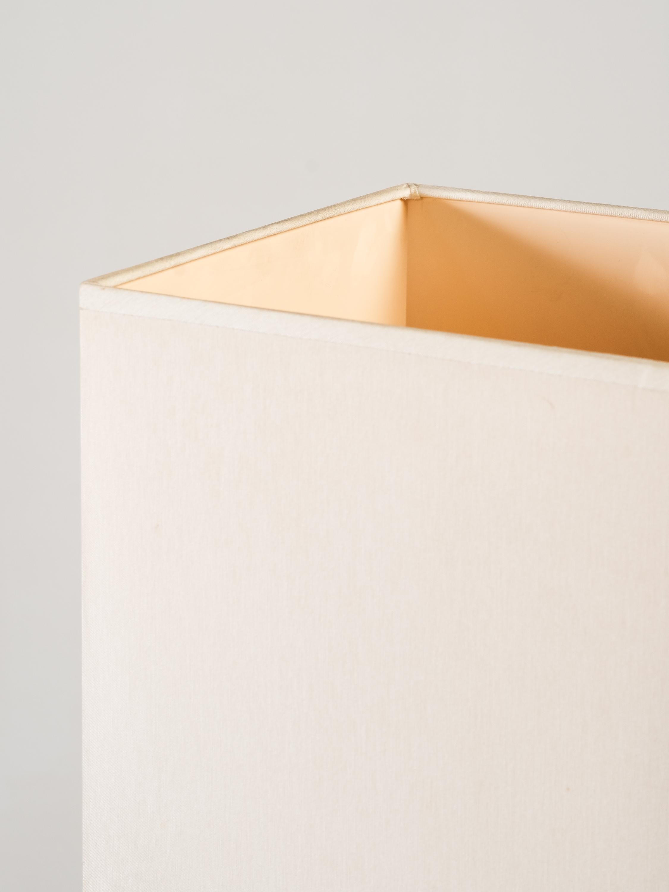 White Fabric & Black Ceramic Lamp by Faïencerie de Charolles, France, 1980s In Good Condition For Sale In Karis, Nyland