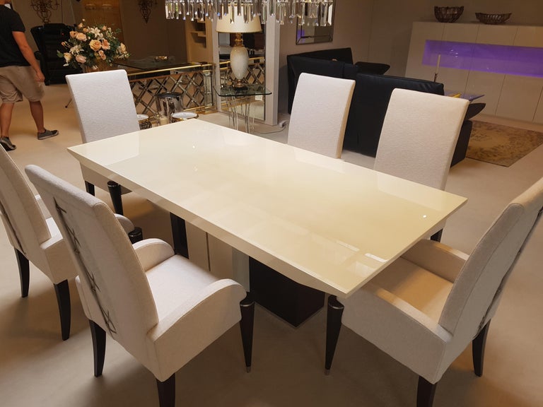 White Fabric Dining Chairs With Black Fluted Legs For At 1stdibs Modern White Fabric Dining Chairs With Black Fluted Legs For