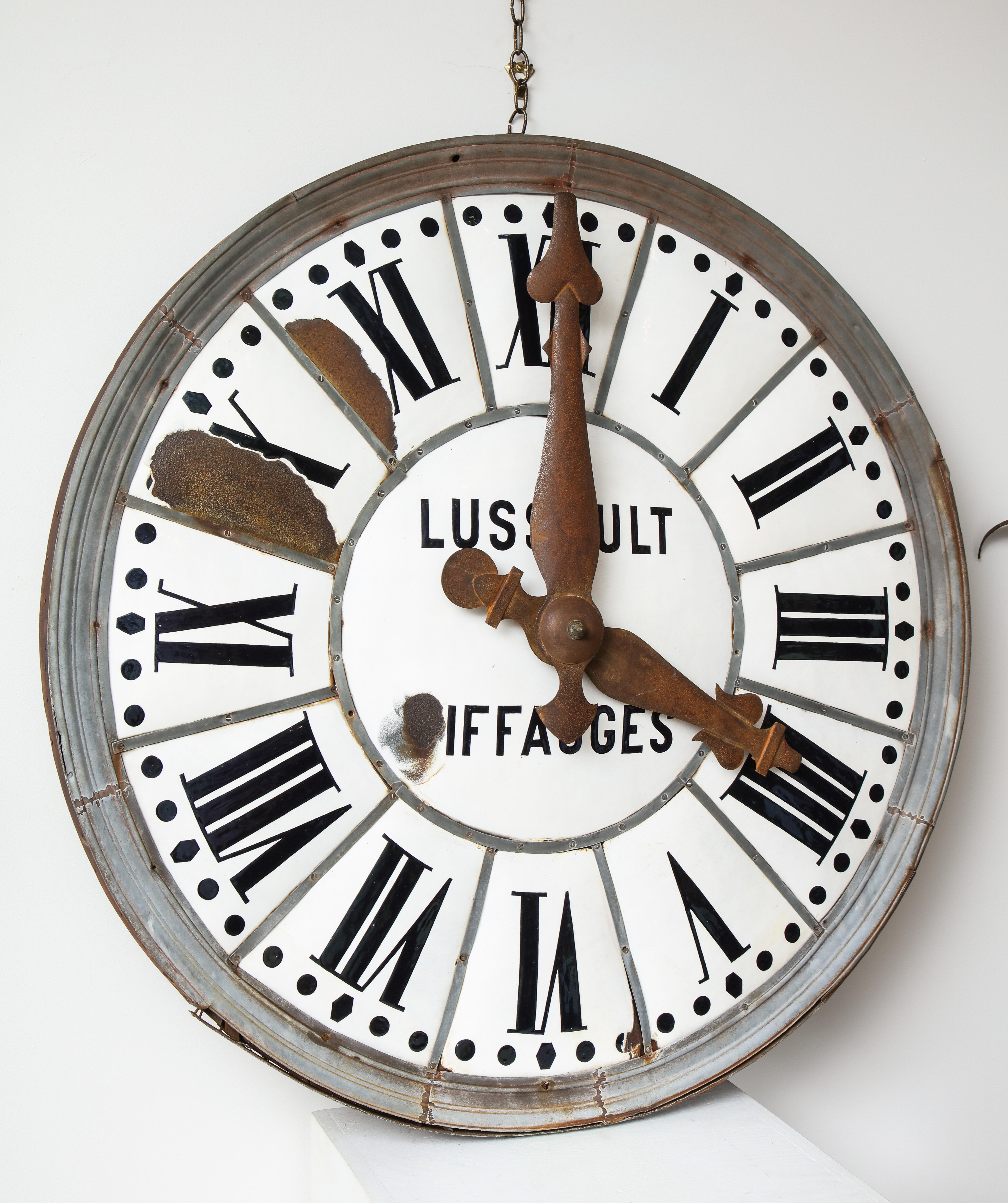XX secolo Orologio smaltato a faccia bianca