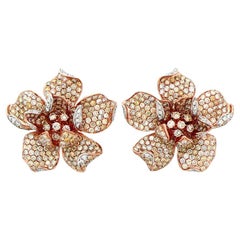 Orecchini The Lilly Flower in oro bianco e rosa 18 carati con diamanti bianchi e pave set