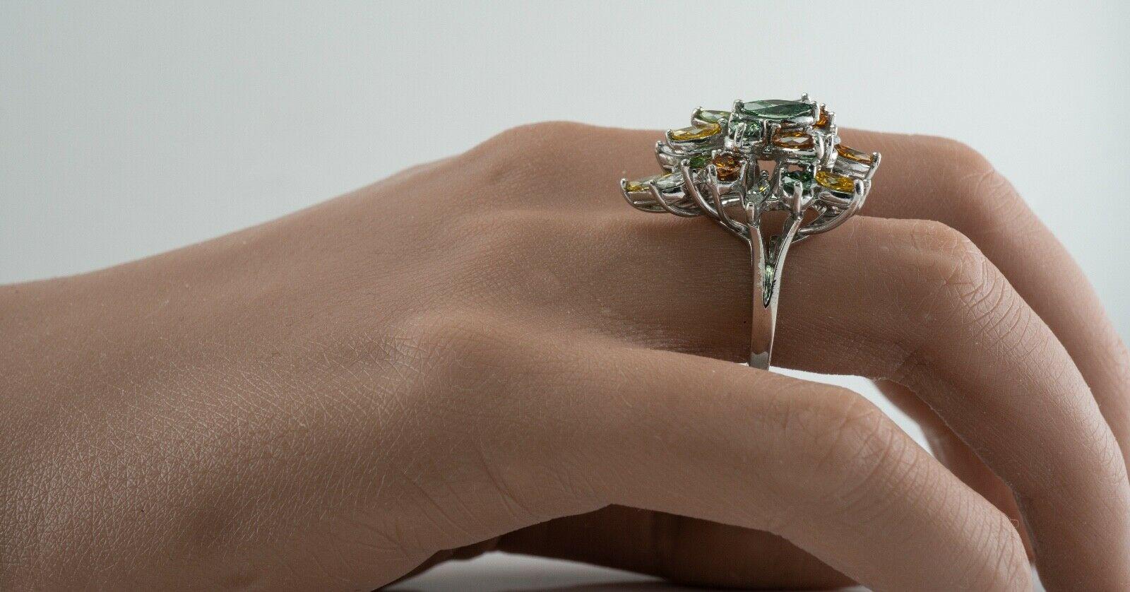 Platin-Cocktail-Cluster in Weiß mit weißem und ausgefallenem Diamantring 4,00 TDW im Angebot 7
