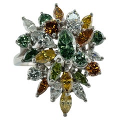 Bague cocktail en platine avec diamants blancs et fantaisie 4,00 TDW