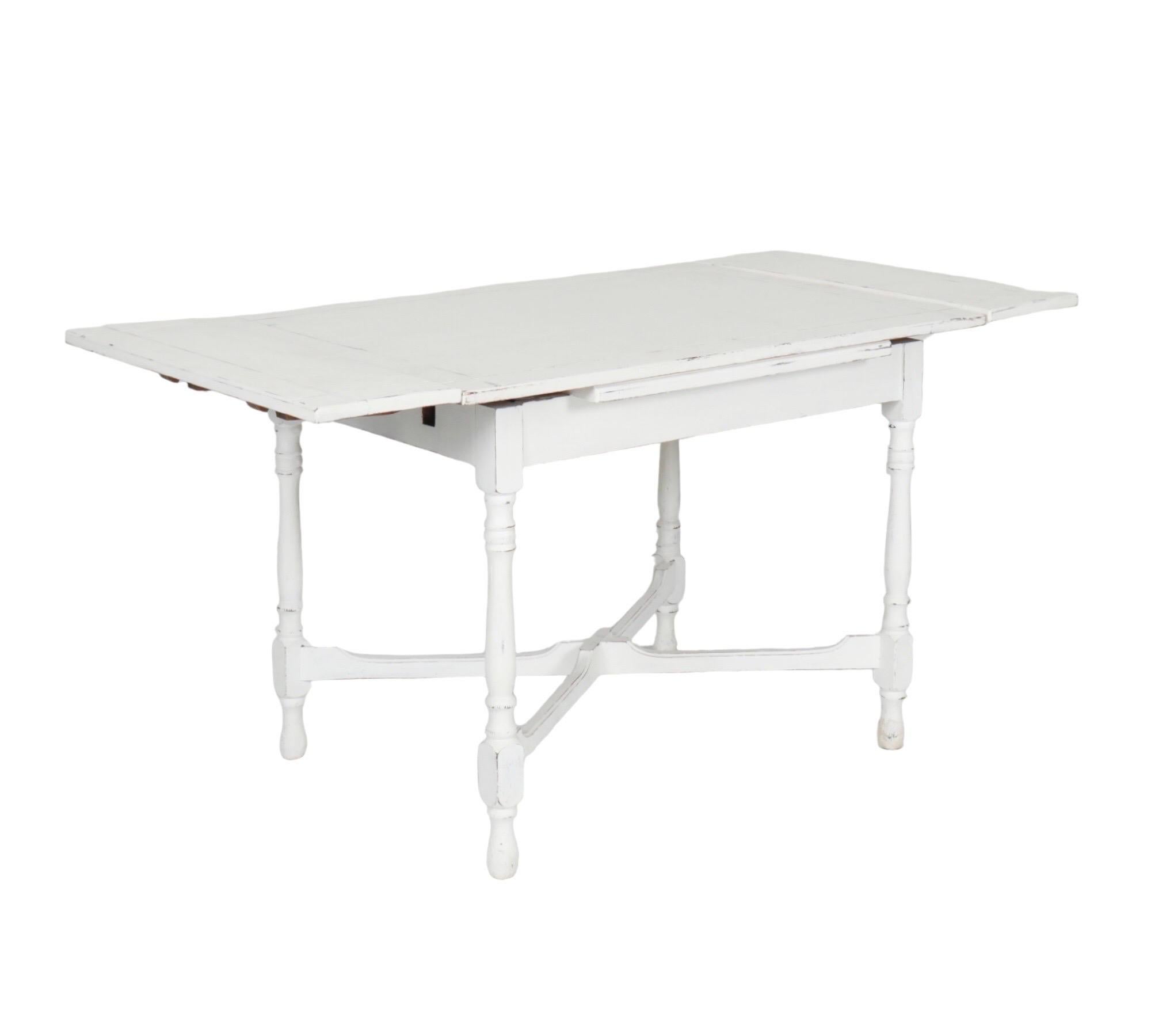 White Farmhouse Table with Four Chairs For Sale 2