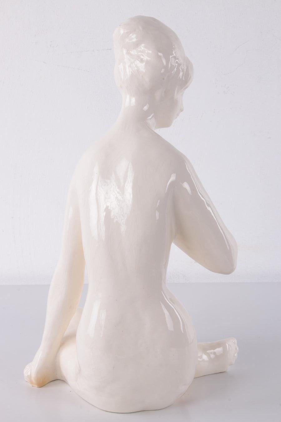 Mid-Century Modern White Female Statue of Ceramic, 1960 For Sale