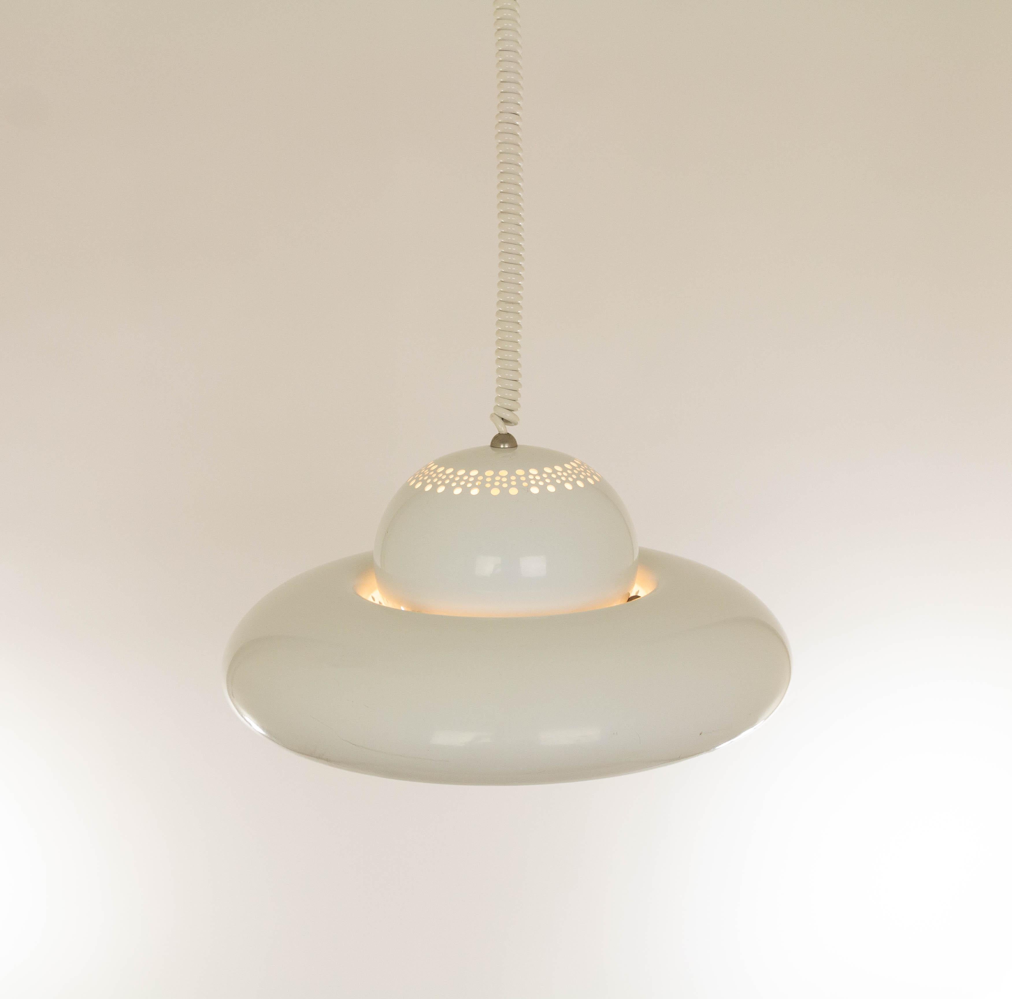 White Fior di Loto pendant designed by Tobia and Afra Scarpa for Italian Lighting manufacturer Flos in 1963.

In a Flos catalogue we found this description: 