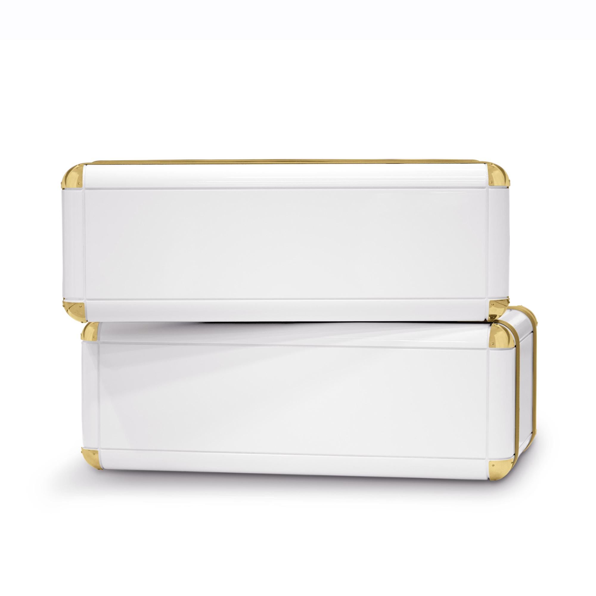 White Flight Case Shelf of 2 Drawers in White Lacquered Finish In New Condition For Sale In Paris, FR
