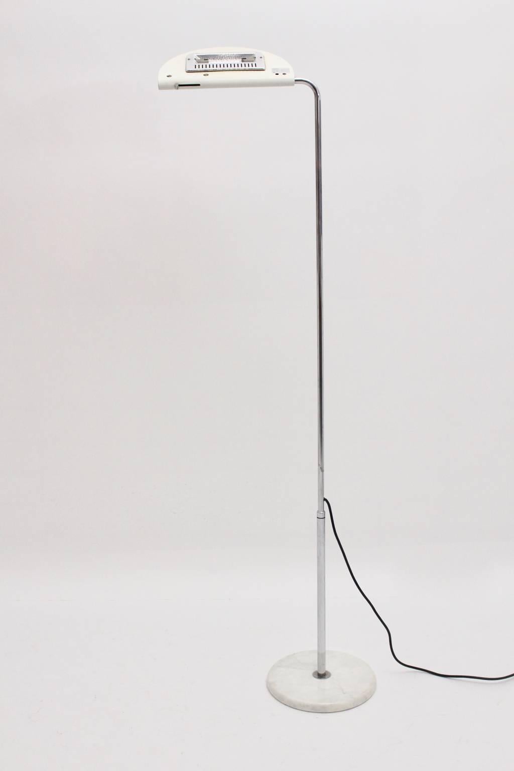 Italian Modern White Vintage Floor Lamp Mezzaluna by Bruno Gecchelin, Italy, 1974 For Sale