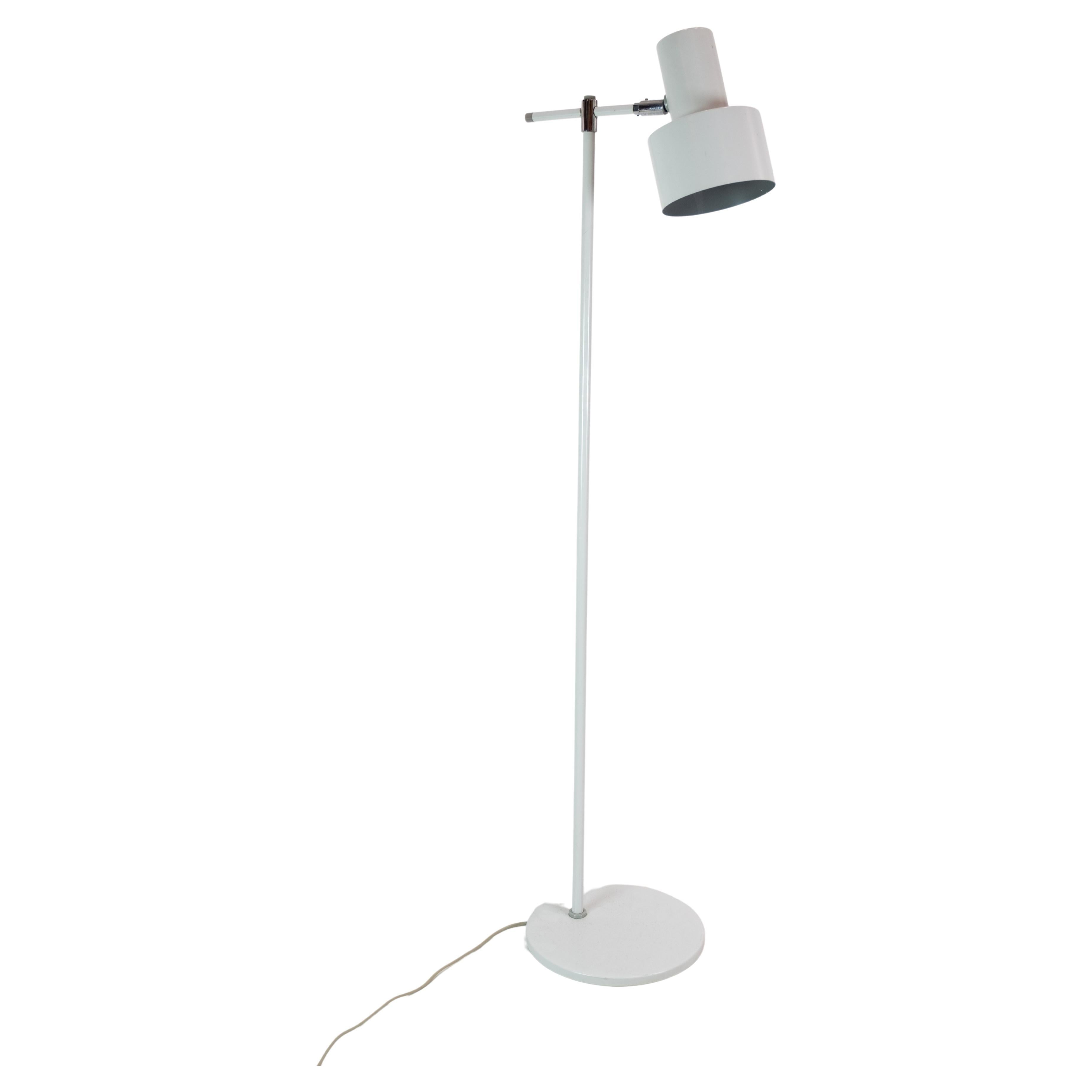 Weiße Stehlampe, Modell „Junior“, entworfen von Jo Hammerborg