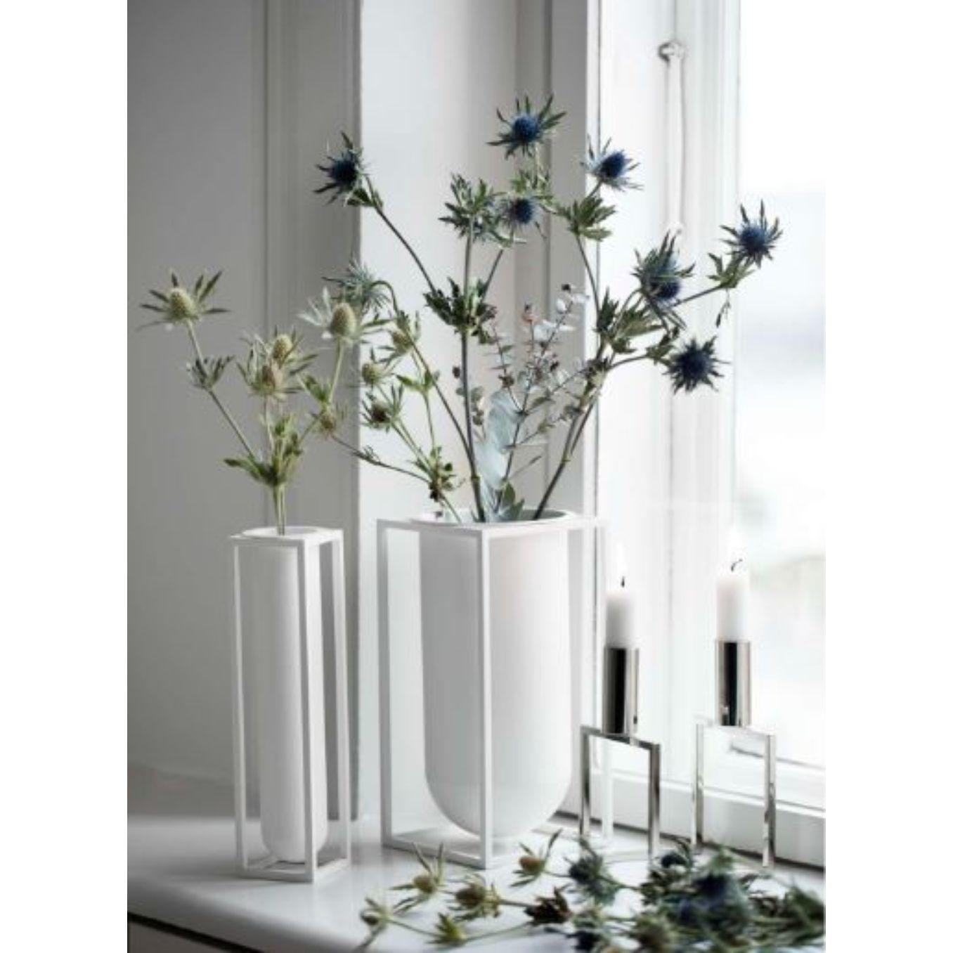 White Flora Kubus Vase by Lassen For Sale 3