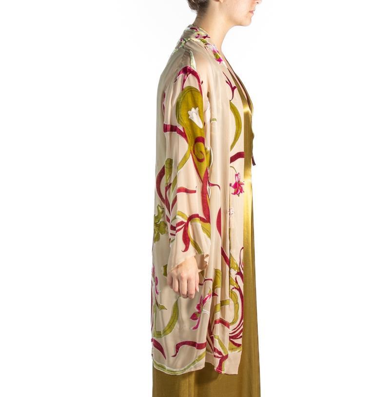 Women's White Floral Print Rayon & Silk Burnout Velvet Robe For Sale