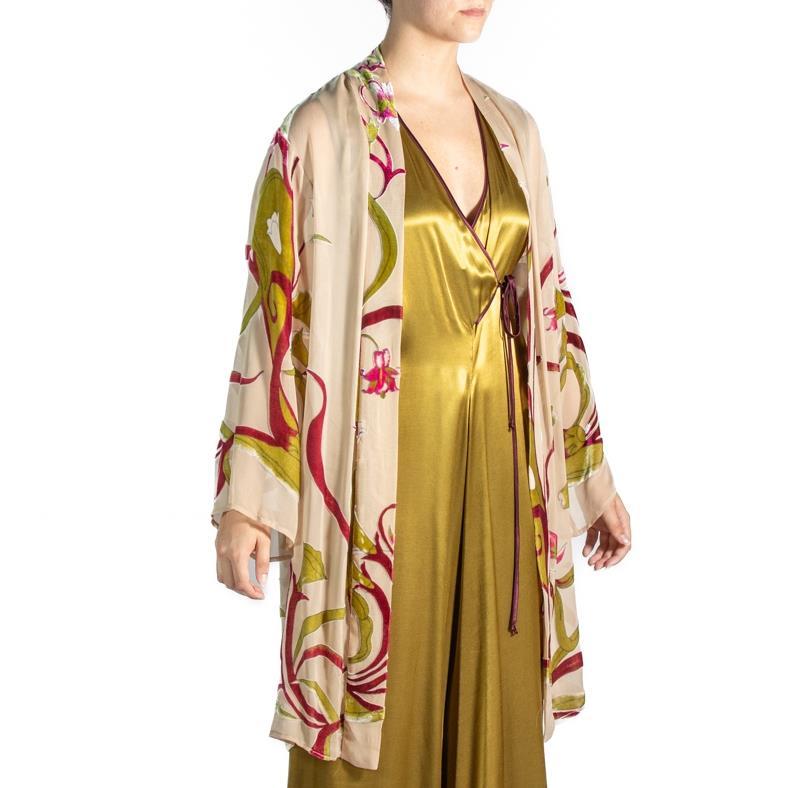 White Floral Print Rayon & Silk Burnout Velvet Robe For Sale 1