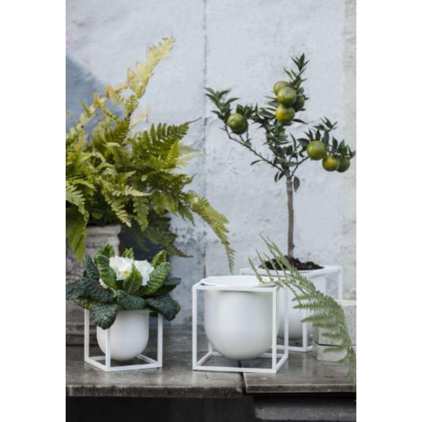 Contemporary White Flowerpot 10 Kubus Vase by Lassen For Sale