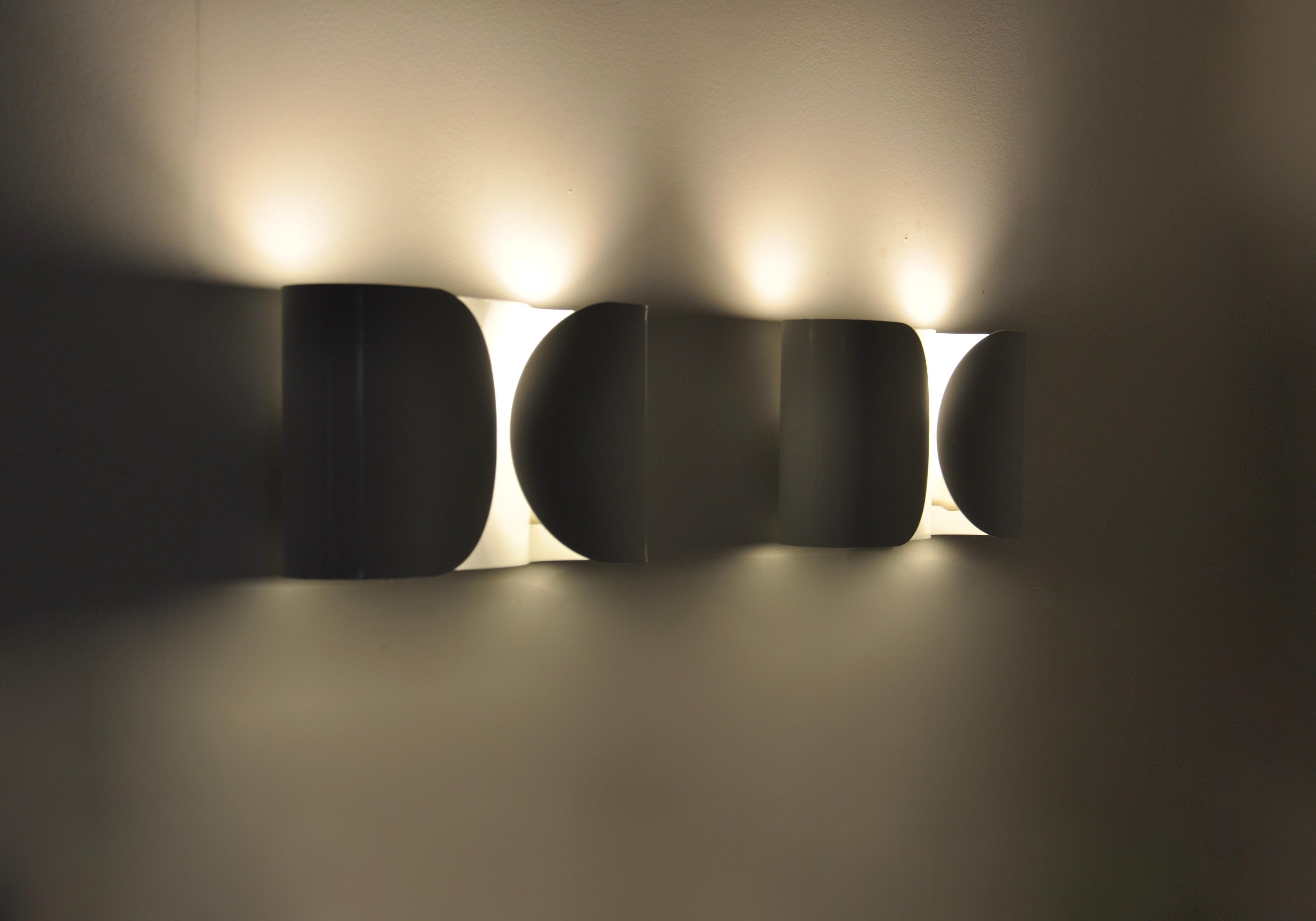White Foglio Wall Lamps by Tobia & Afra Scarpa for Flos, 1960s Set of 2 In Good Condition In Lasne, BE