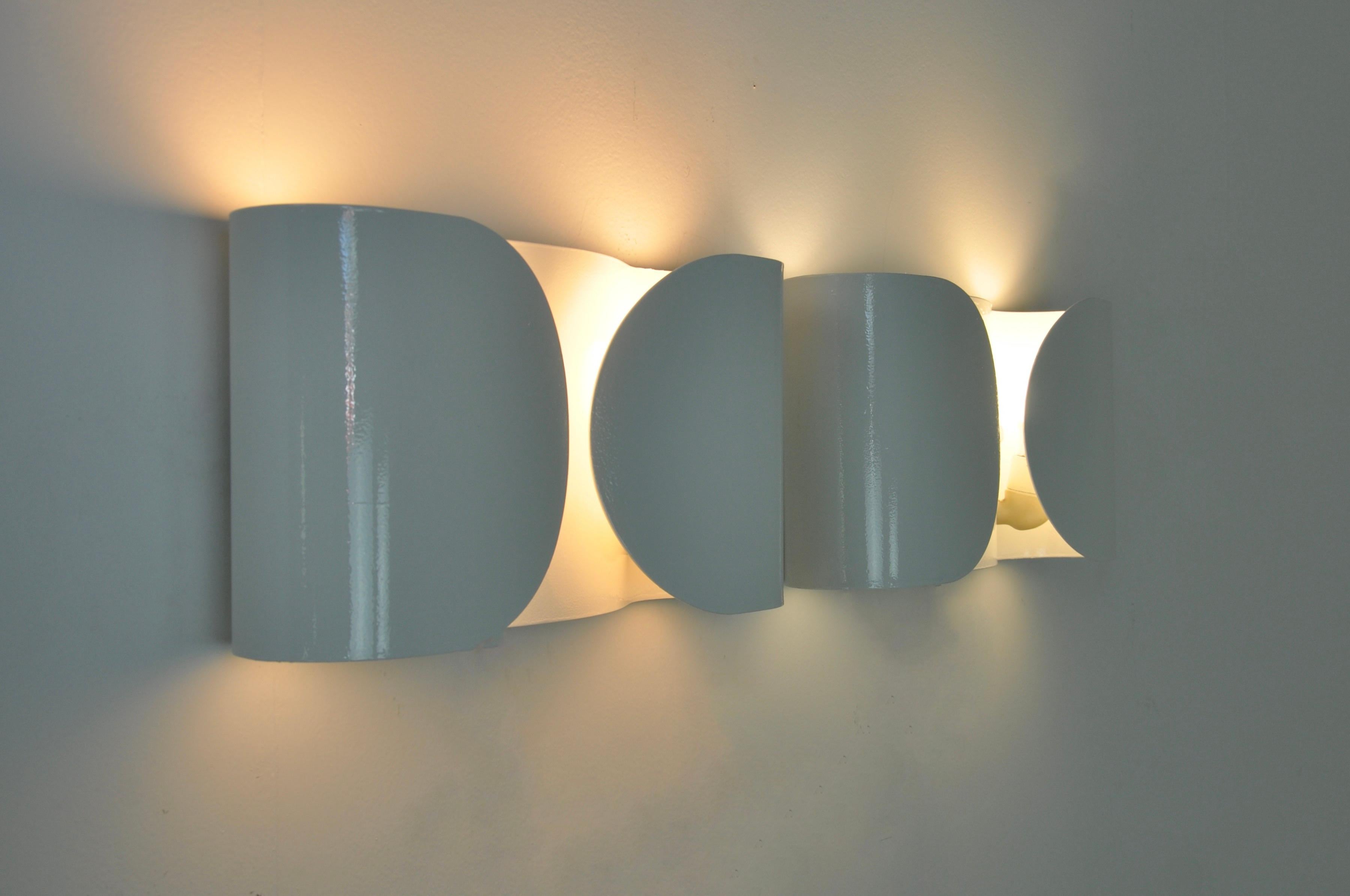 White Foglio Wall Lamps by Tobia & Afra Scarpa for Flos, 1960s Set of 2 In Good Condition For Sale In Lasne, BE