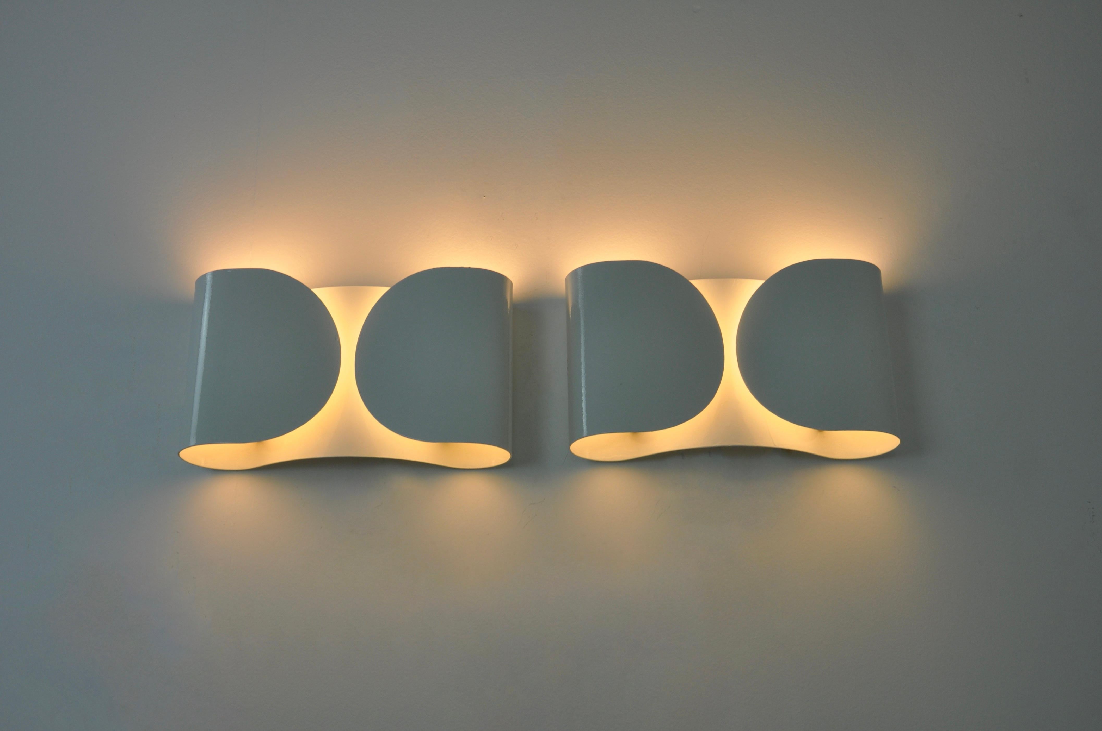 White Foglio Sconces by Tobia & Afra Scarpa for Flos, 1960s Set of 2 In Good Condition For Sale In Lasne, BE