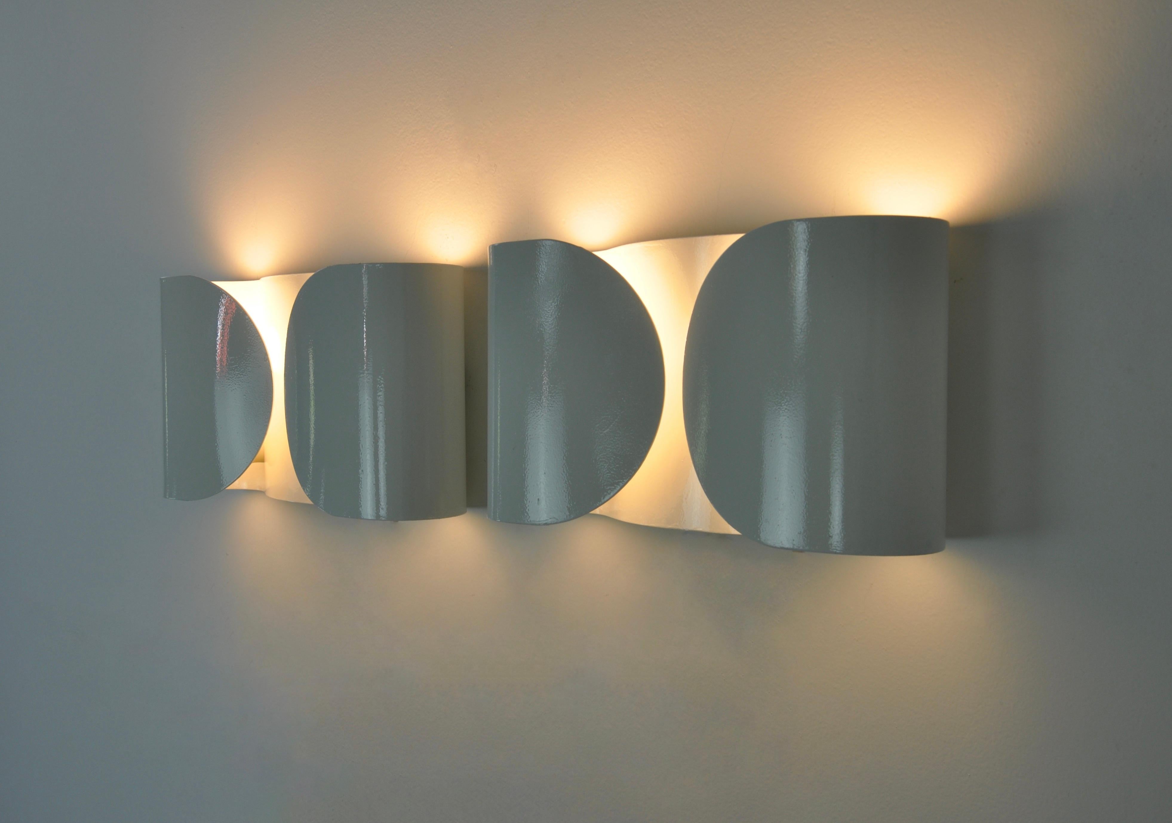 White Foglio Sconces by Tobia & Afra Scarpa for Flos, 1960s Set of 2 For Sale 2