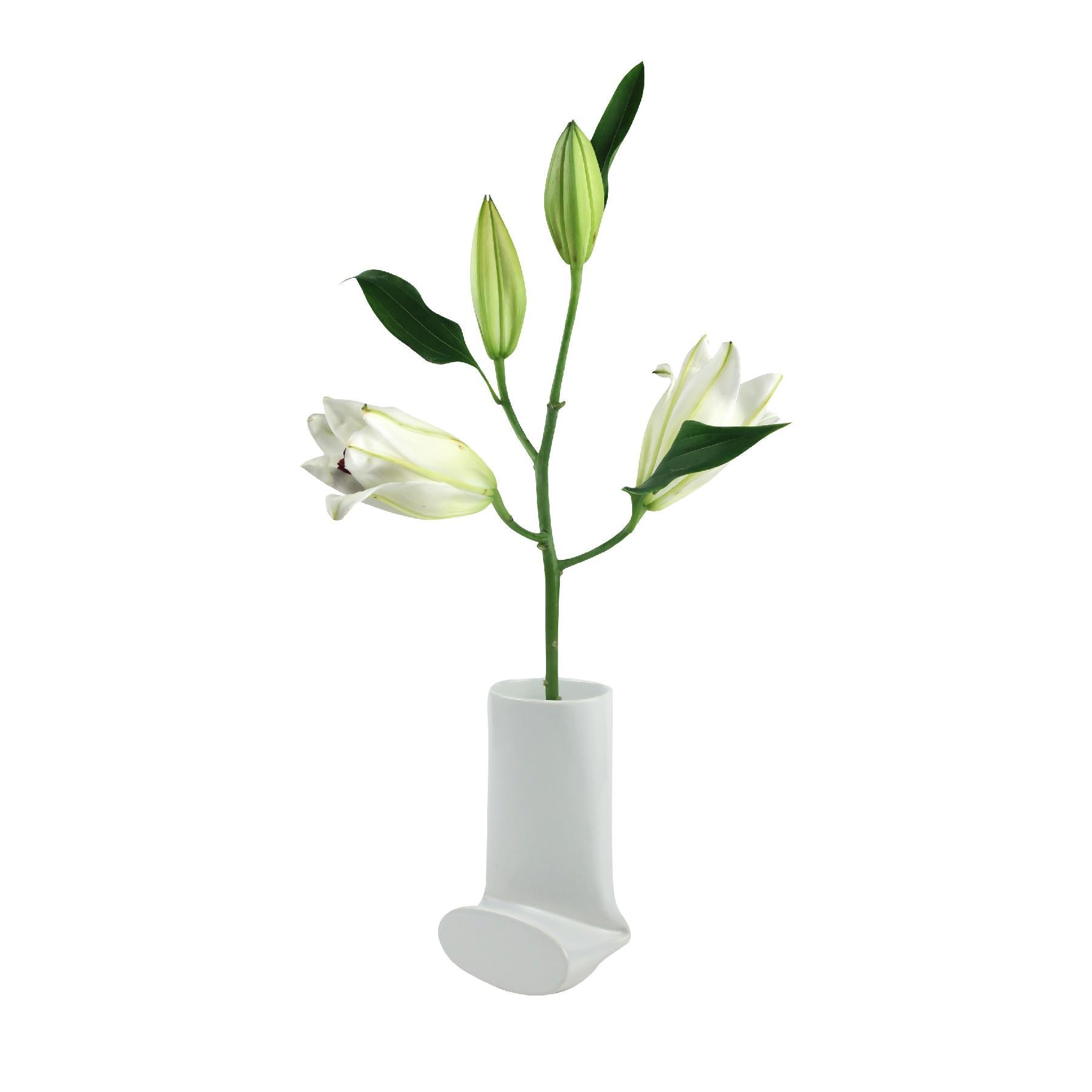 White Folded Ceramic Vase 2
