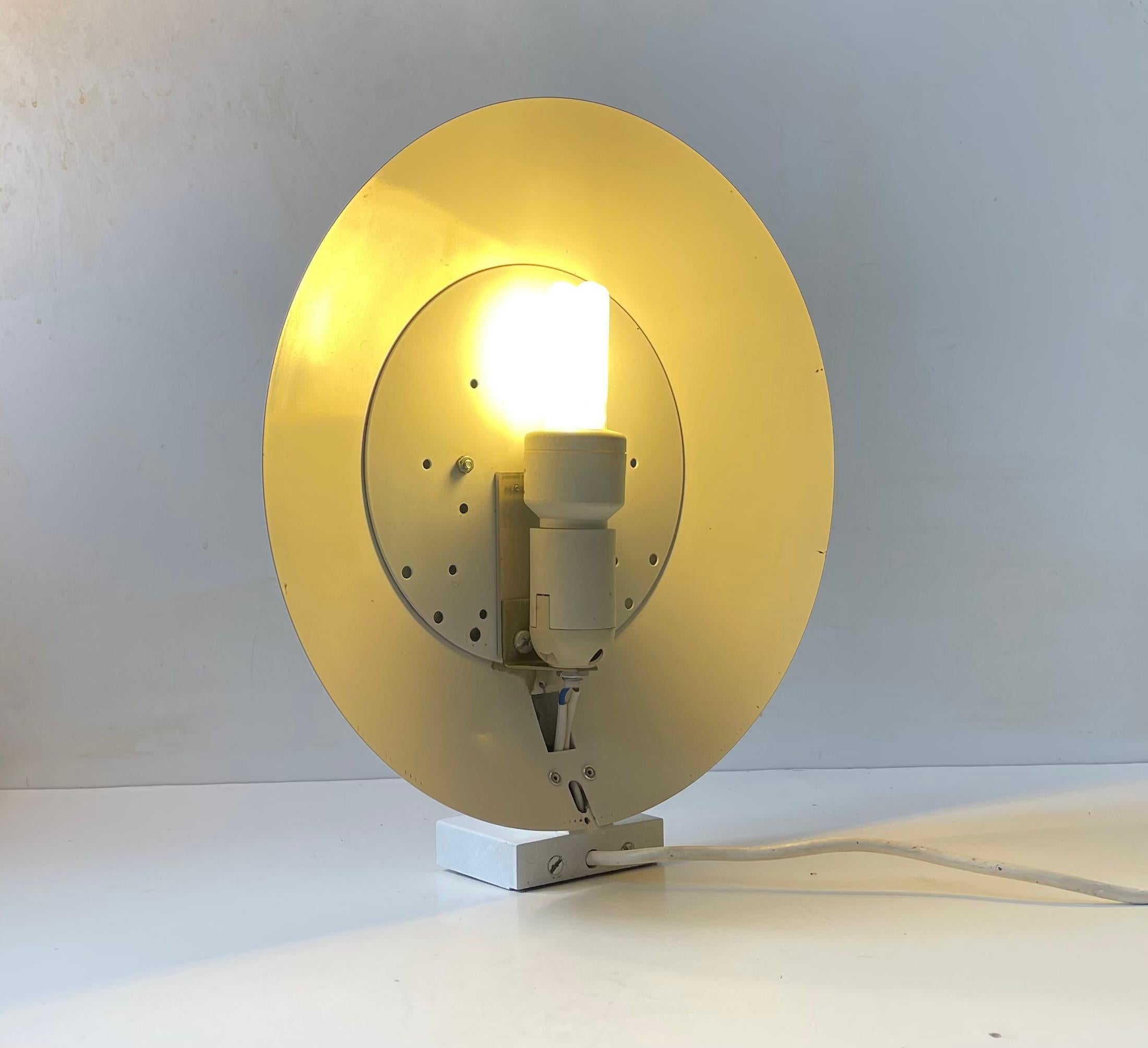 Verniciatura a polvere Applique minimalista francese Whiting di Pierre Disderot, anni '80 in vendita