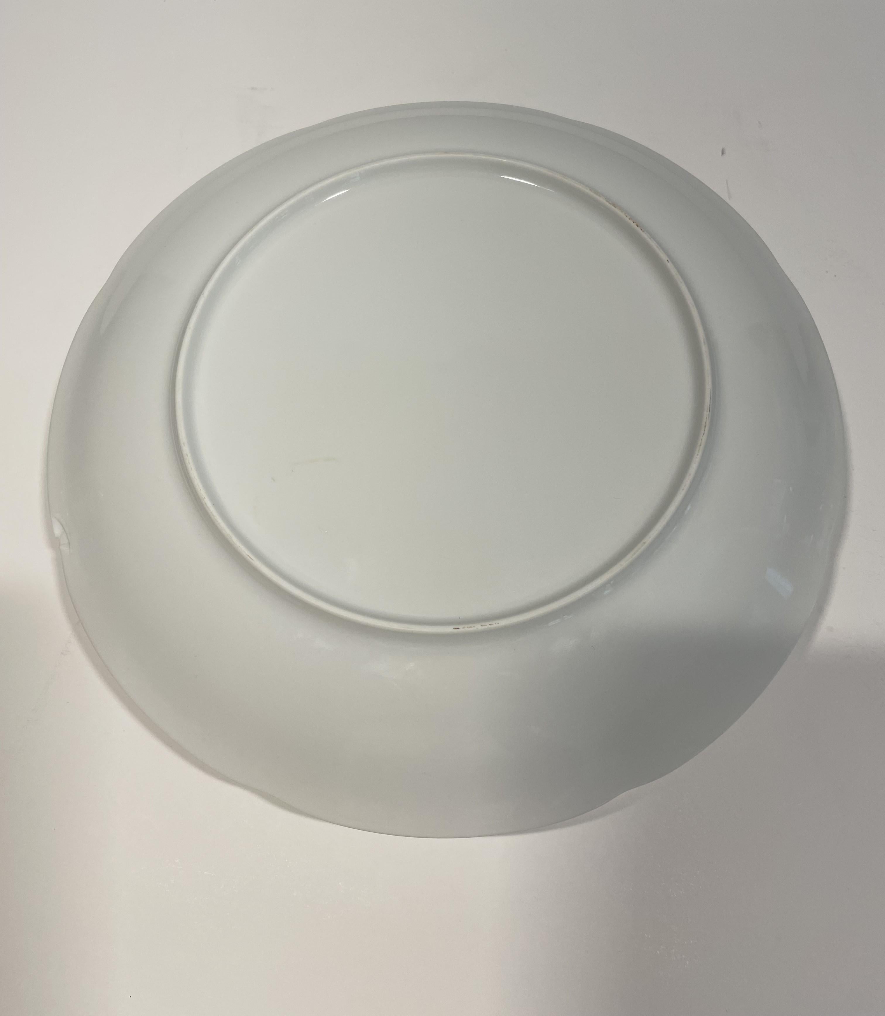 White French Porcelain Art Deco Dinner or Desert Plates - Set of 4 For Sale 2