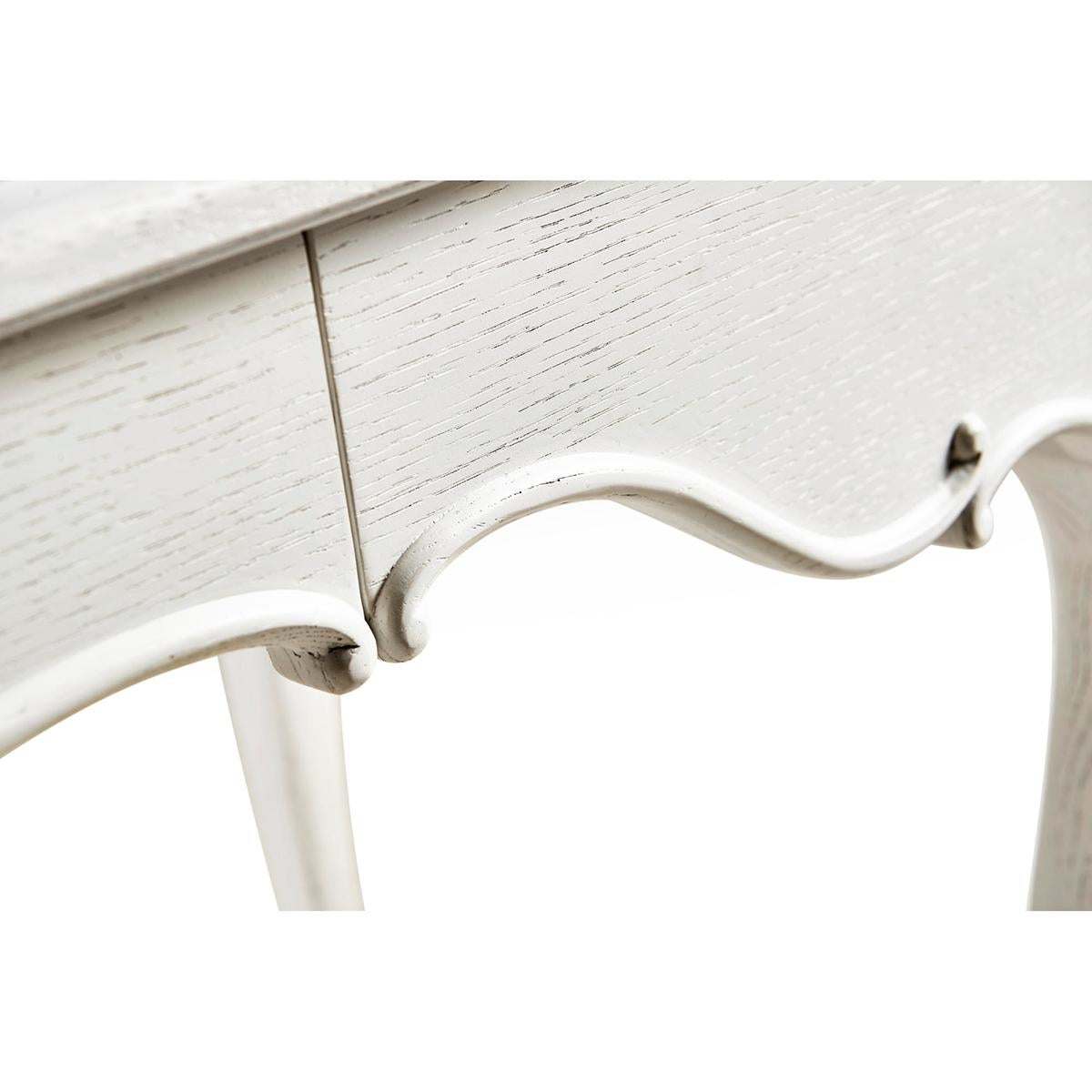 White French Provincial Desk In New Condition In Westwood, NJ
