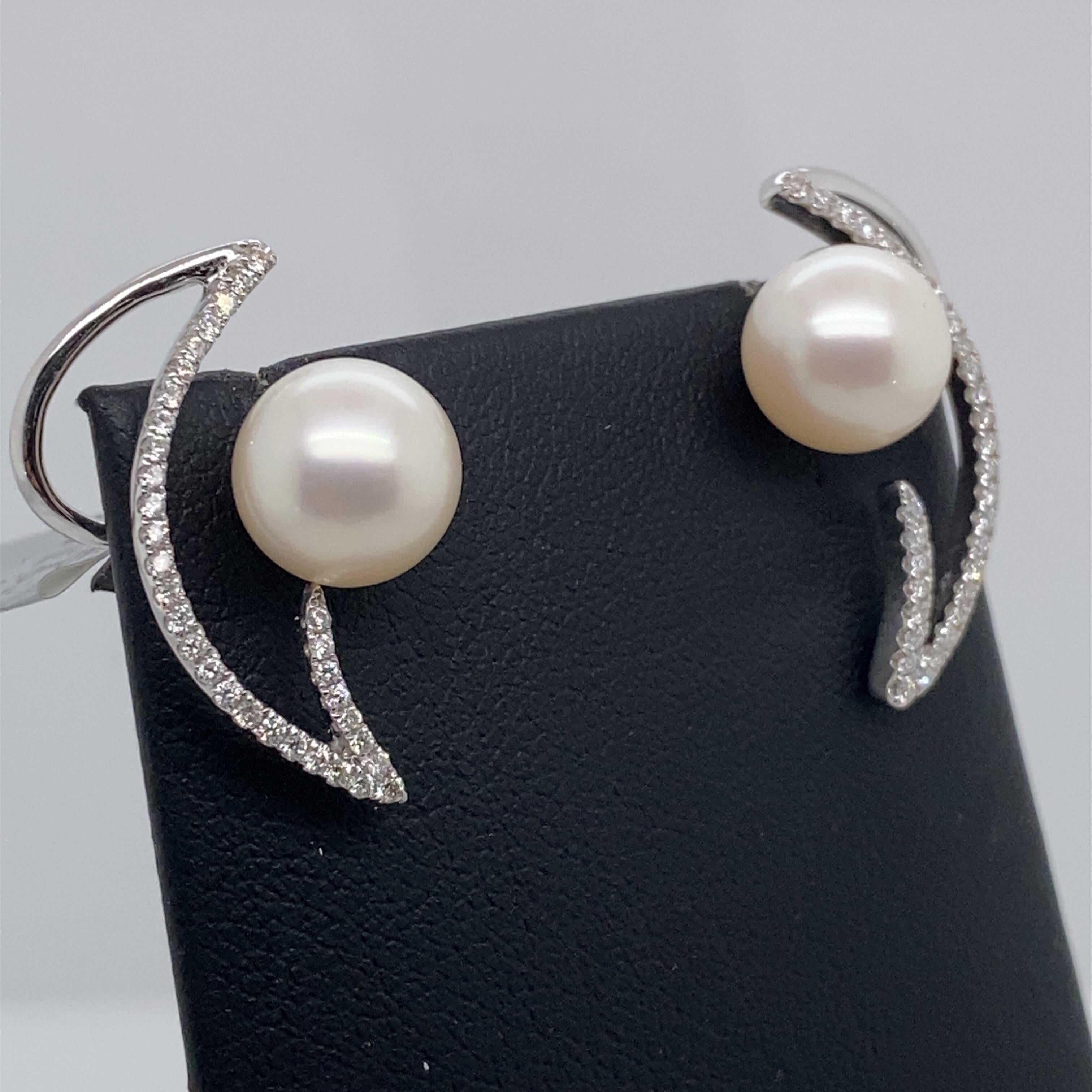 Contemporary HARBOR D. White Freshwater Pearl Diamond Earrings Climbers 0.36 Carat  For Sale