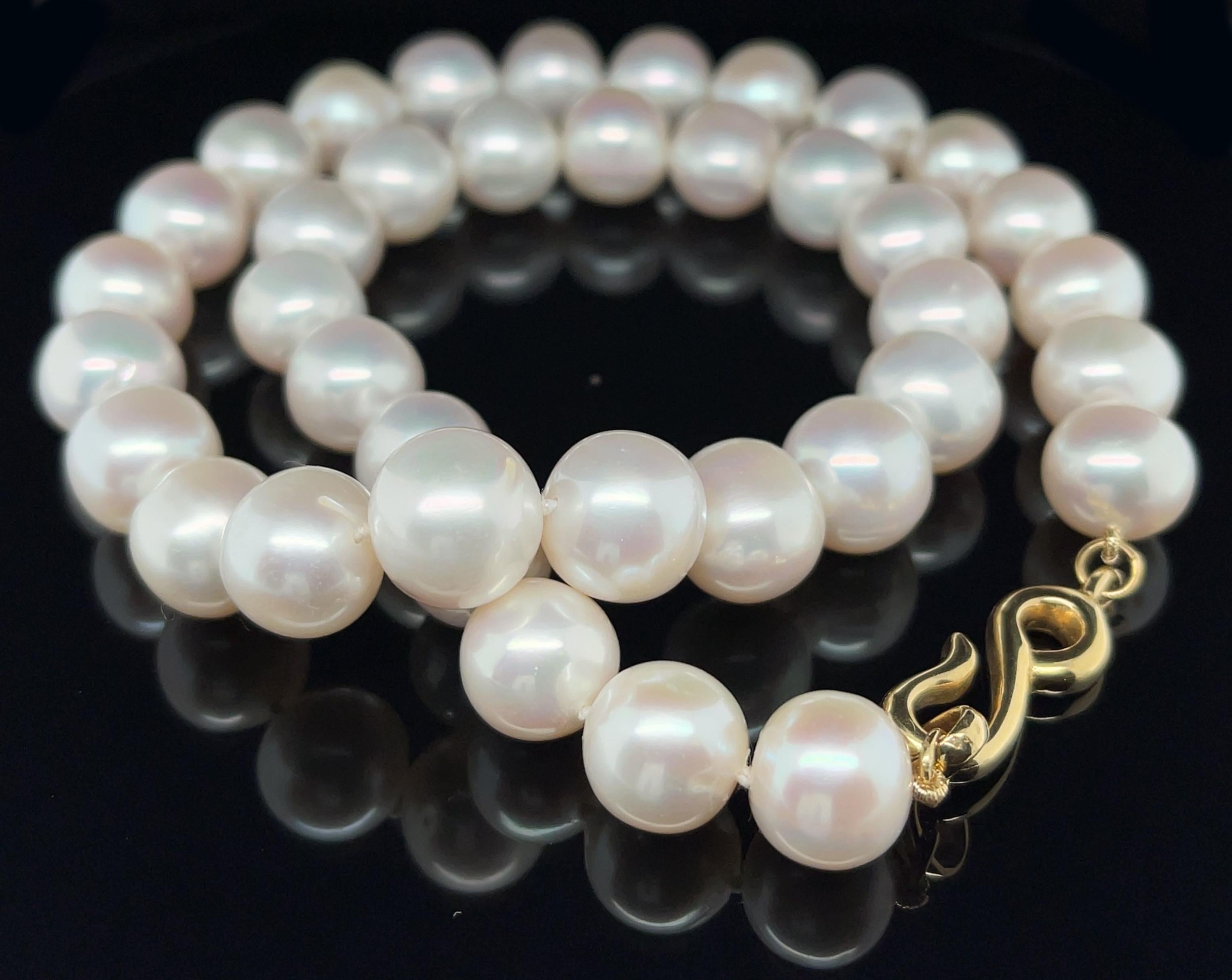 Artisan White Freshwater Pearl Necklace with Yellow Gold Clasp For Sale