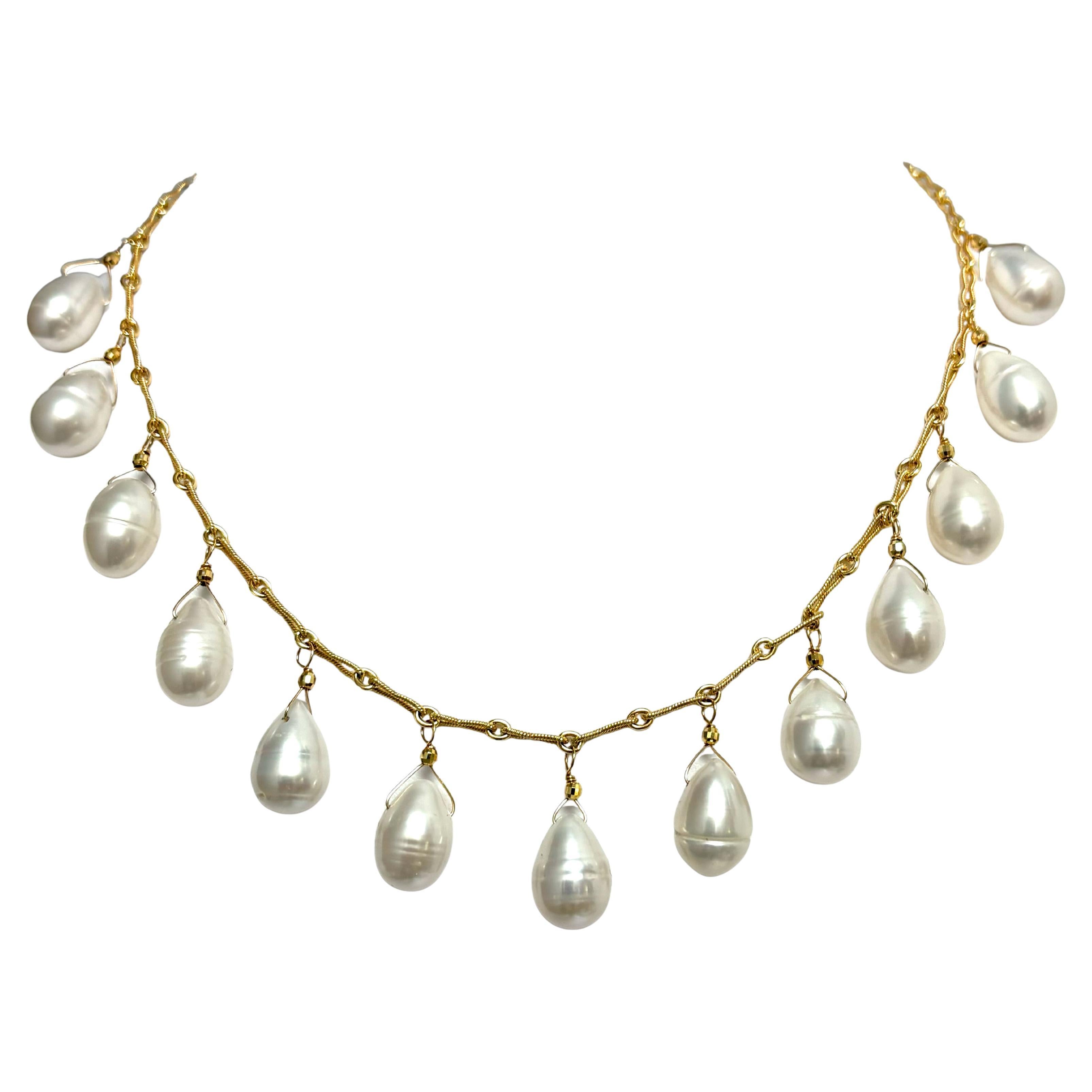 Collar Paradizia de perlas blancas de agua dulce sobre cadena Hand Made en venta