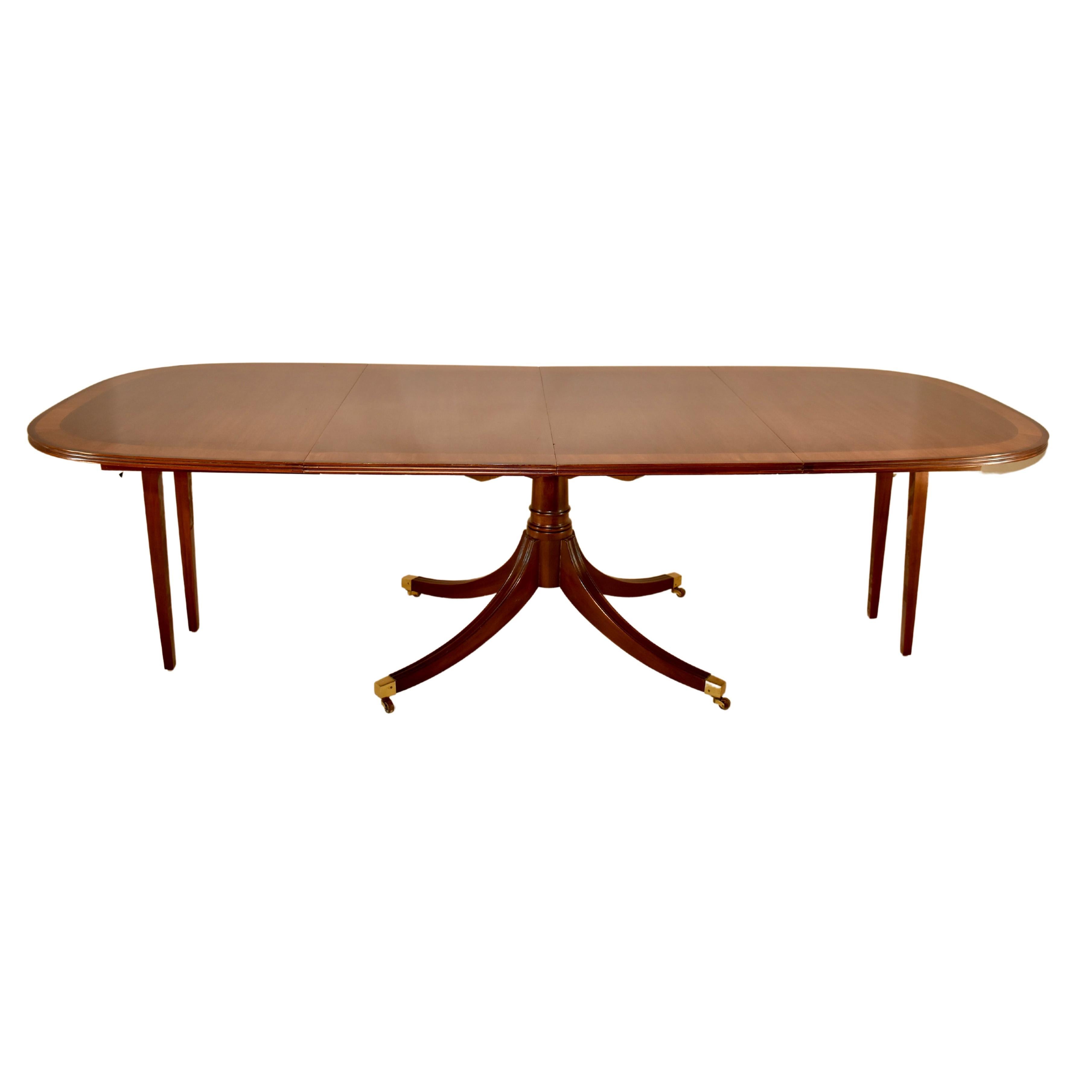 White Furniture Company Dining Table with Two Leaves