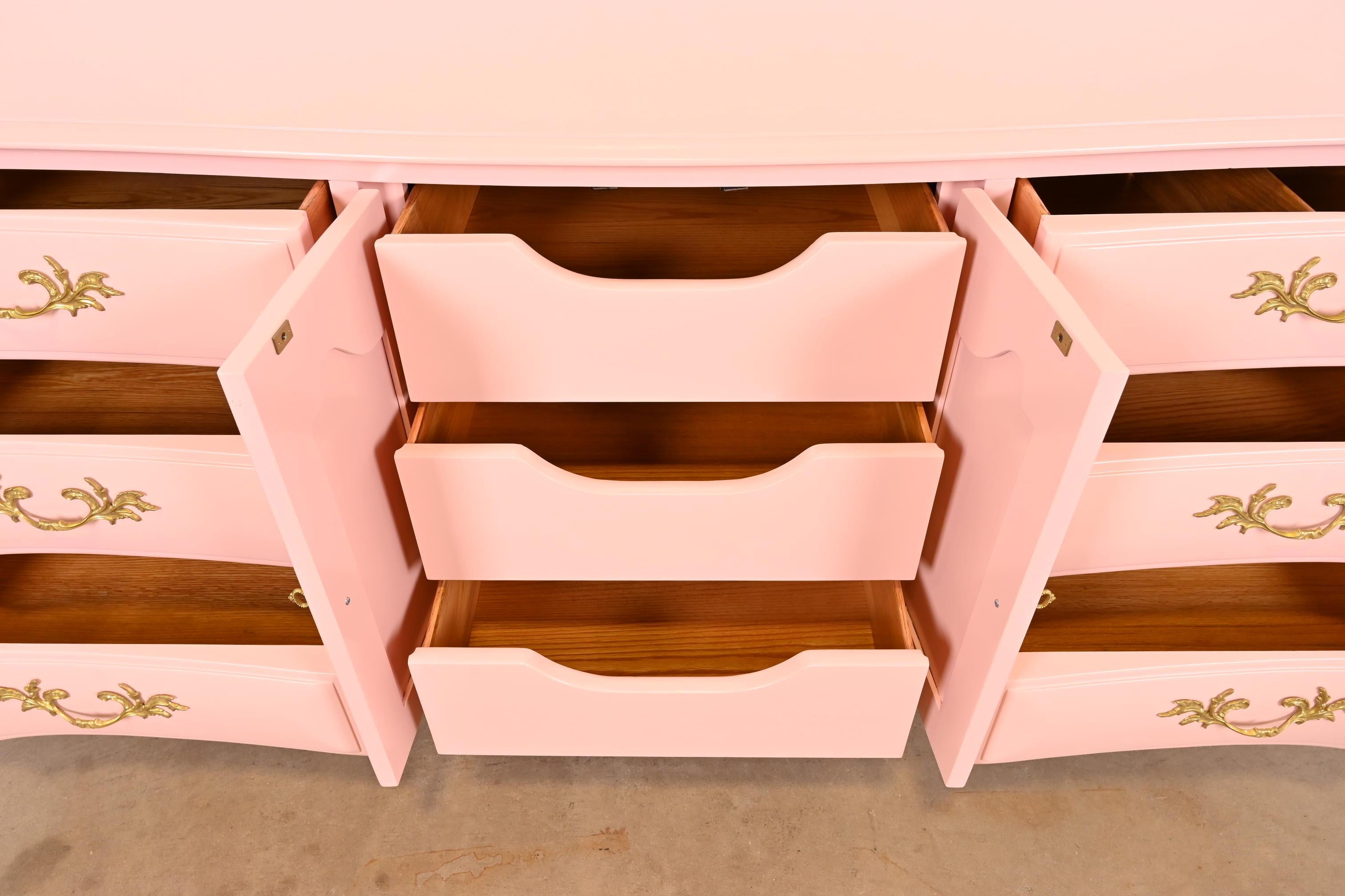 White Furniture French Provincial Louis XV Pink Lacquered Triple Dresser For Sale 1