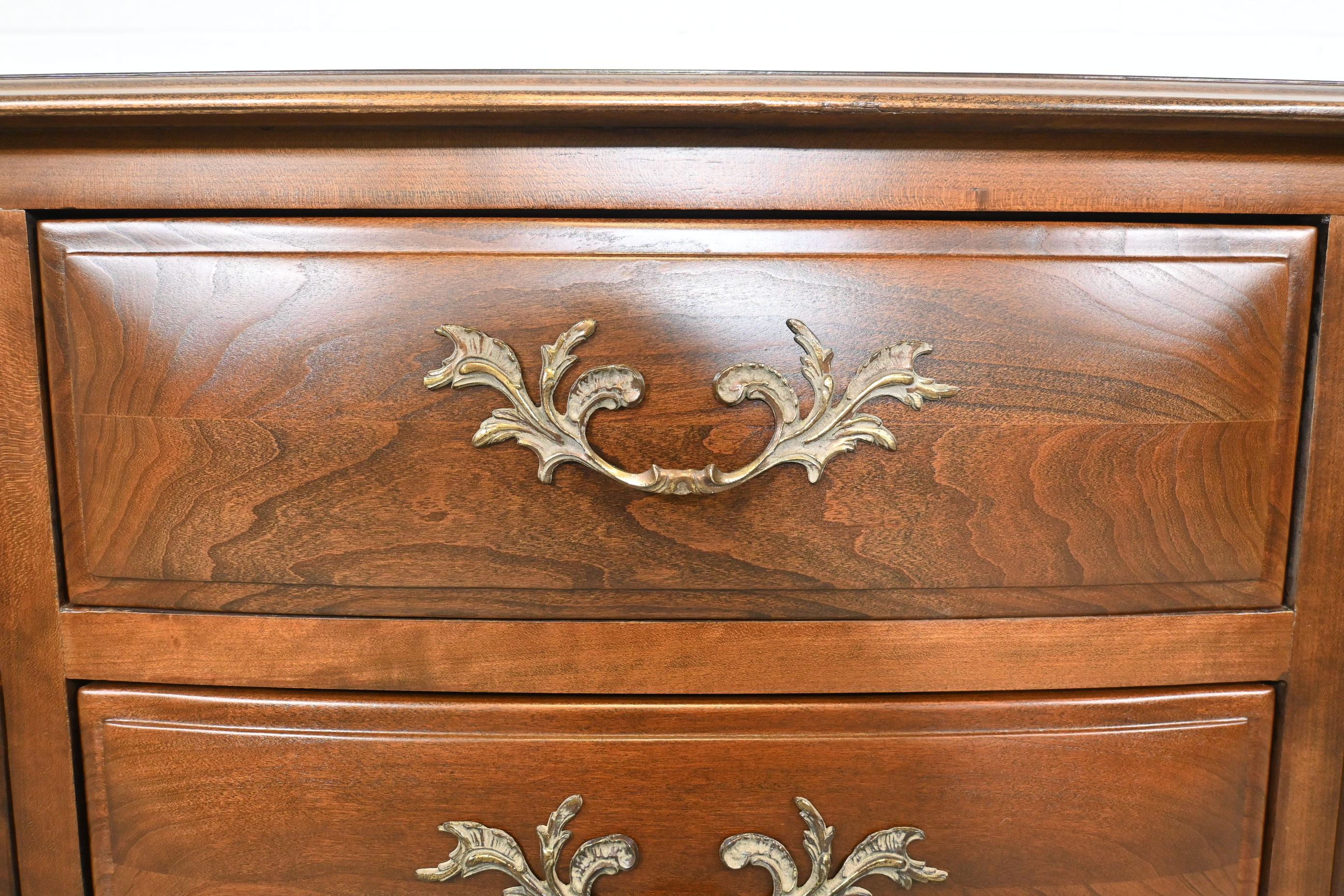 Wood White Furniture French Provincial Nine-Drawer Dresser