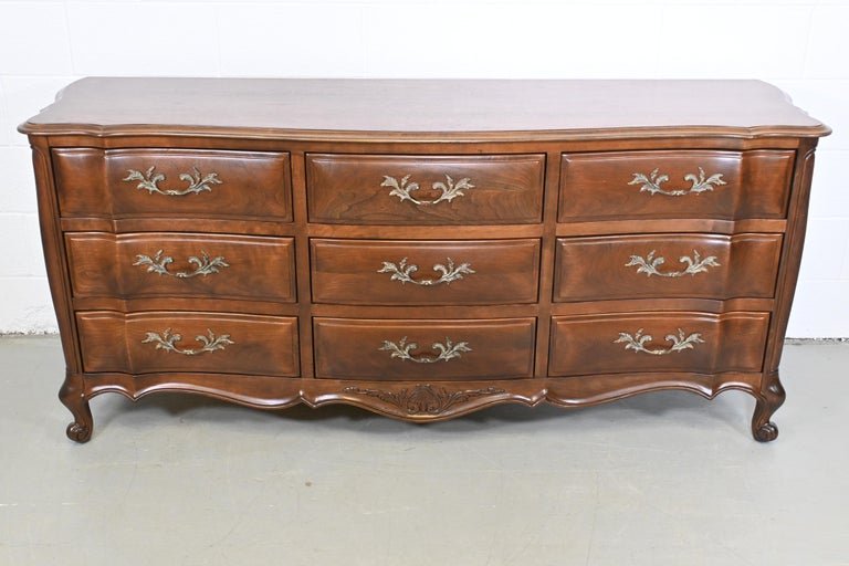Mid-20th Century White Furniture French Provincial Nine-Drawer Dresser For Sale