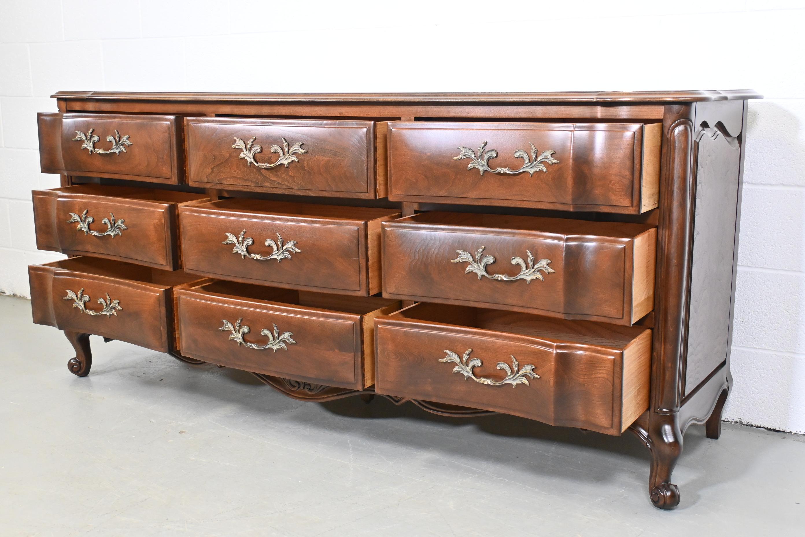 Mid-20th Century White Furniture French Provincial Nine-Drawer Dresser