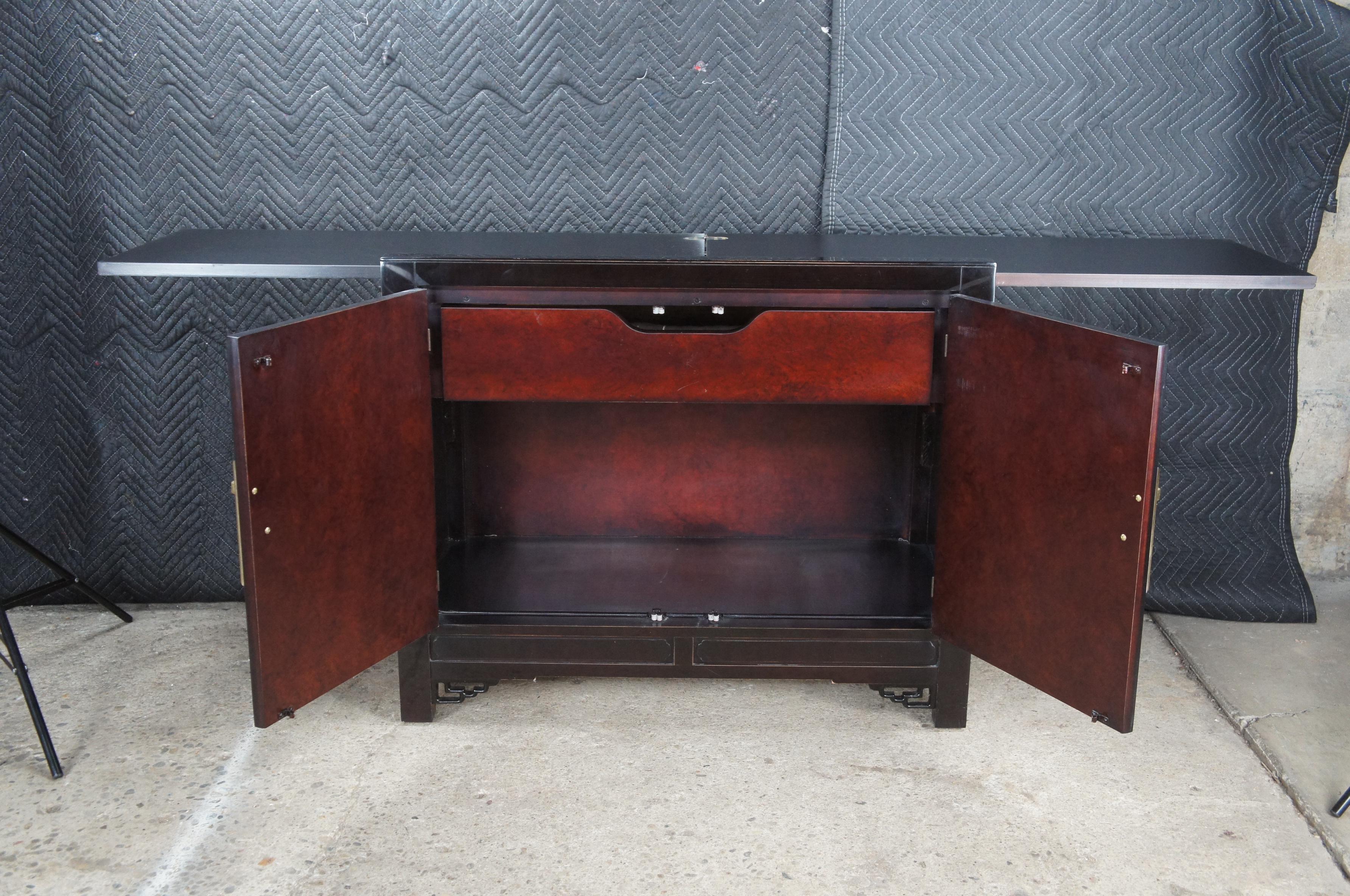 White Furniture Mahogany & Burl Mandarin Chinoiserie Flip Top Buffet Server In Fair Condition For Sale In Dayton, OH