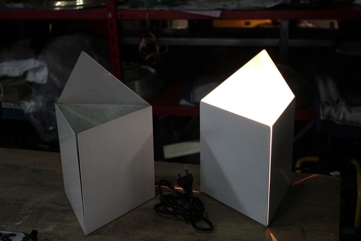 Mid-Century Modern White Geometric Table lamp Italian Design Lamperti Minimal Light, 1970s For Sale