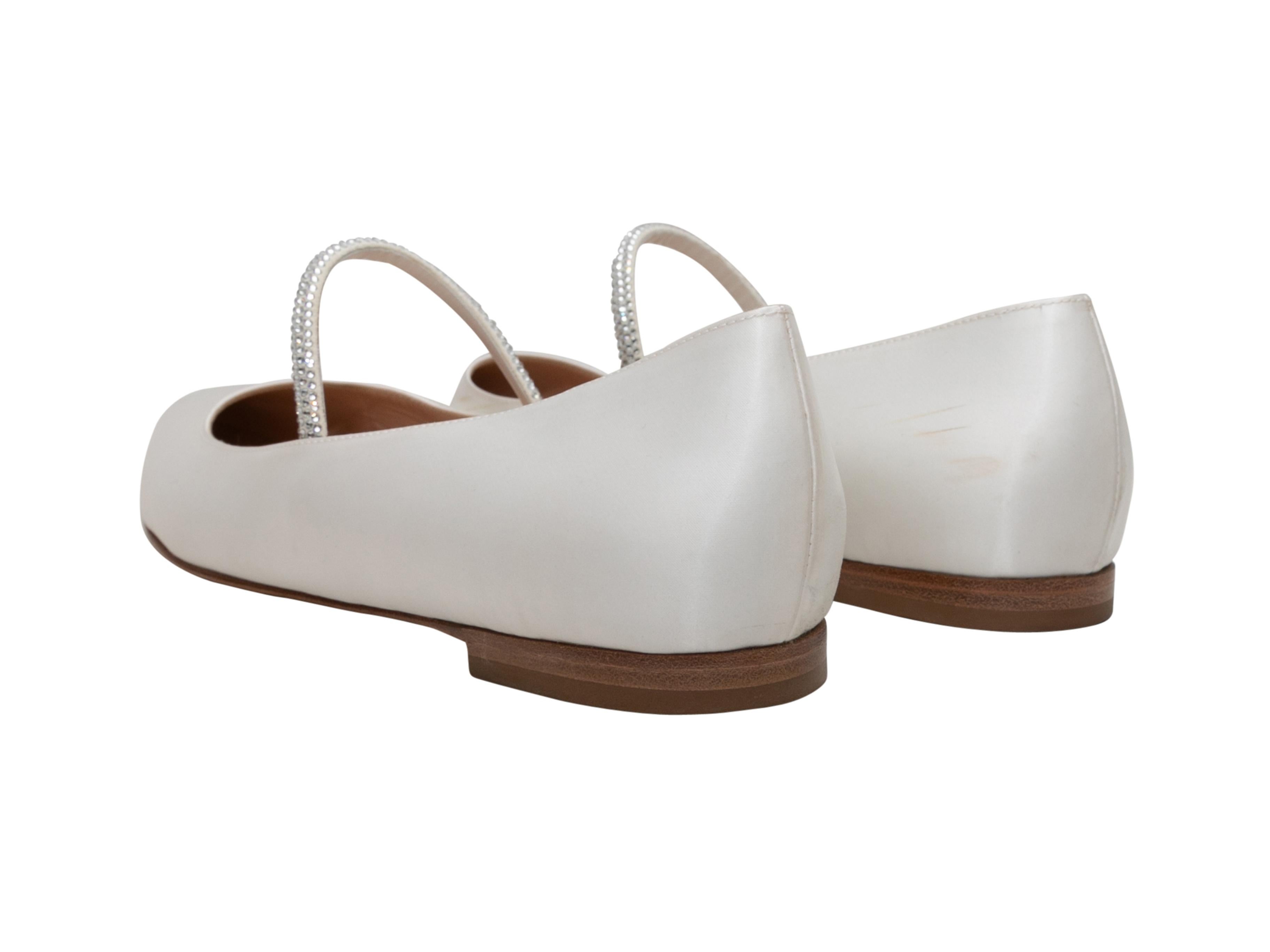 Women's White Gianvito Rossi Pointed-Toe Mary Jane Ballet Flats Size 41 For Sale