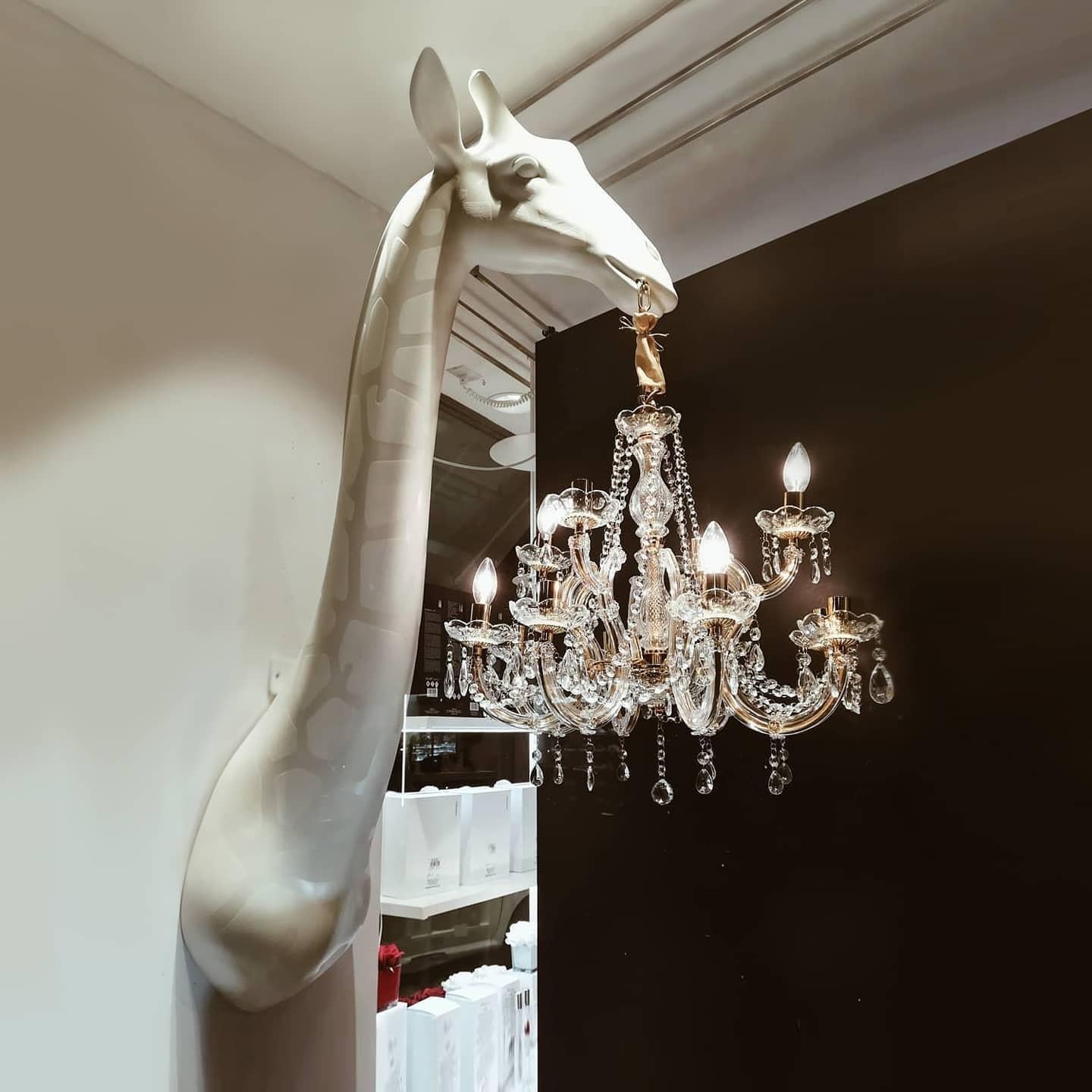Modern White Giraffe Wall Lamp, Marie-Thérèse Chandelier For Sale