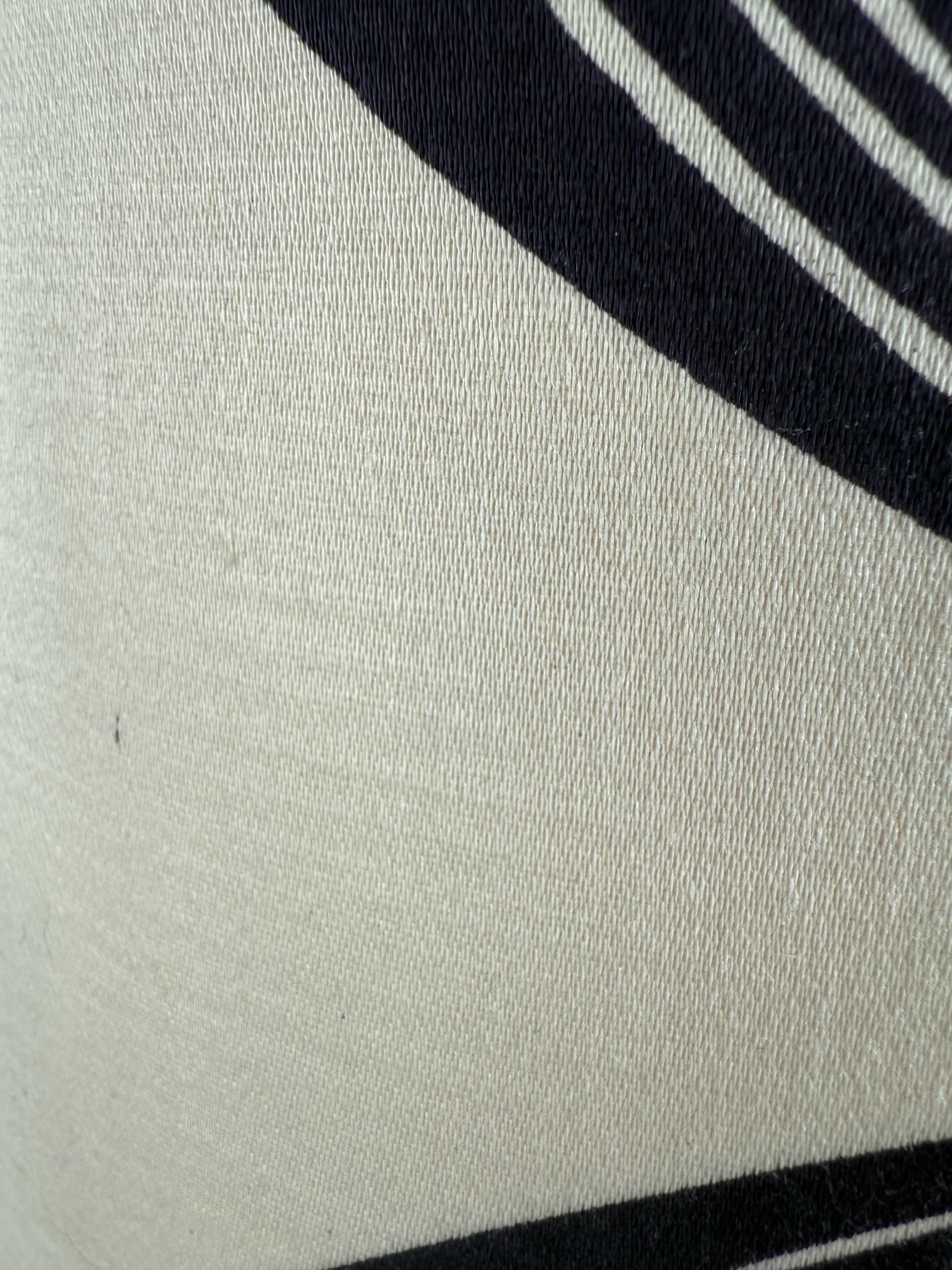 Weißes Glas 59 Zoll Stehlampe- 3-Wege-Schalter- siebziger Jahre Lampenschirm -Deutschland- im Angebot 8