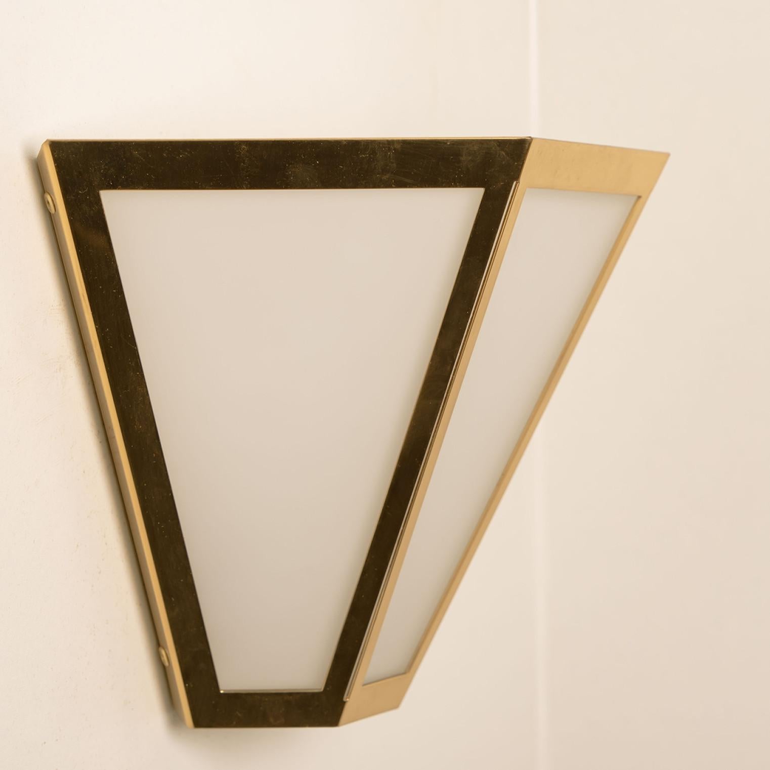 White Glass and Brass Pyramid Wall Lights by Limburg, 1970s In Good Condition For Sale In Rijssen, NL