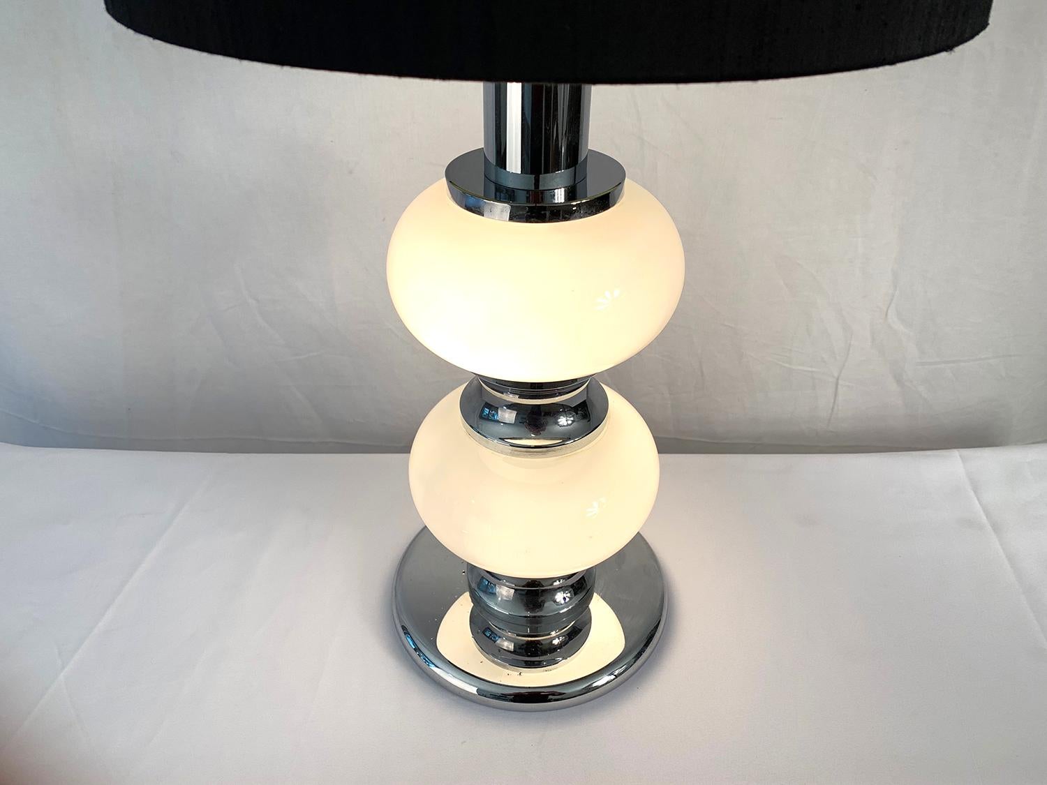 Mid-Century Modern White Glass and Chromed Metal Table Lamp by Sölken Leuchten, 1970s For Sale