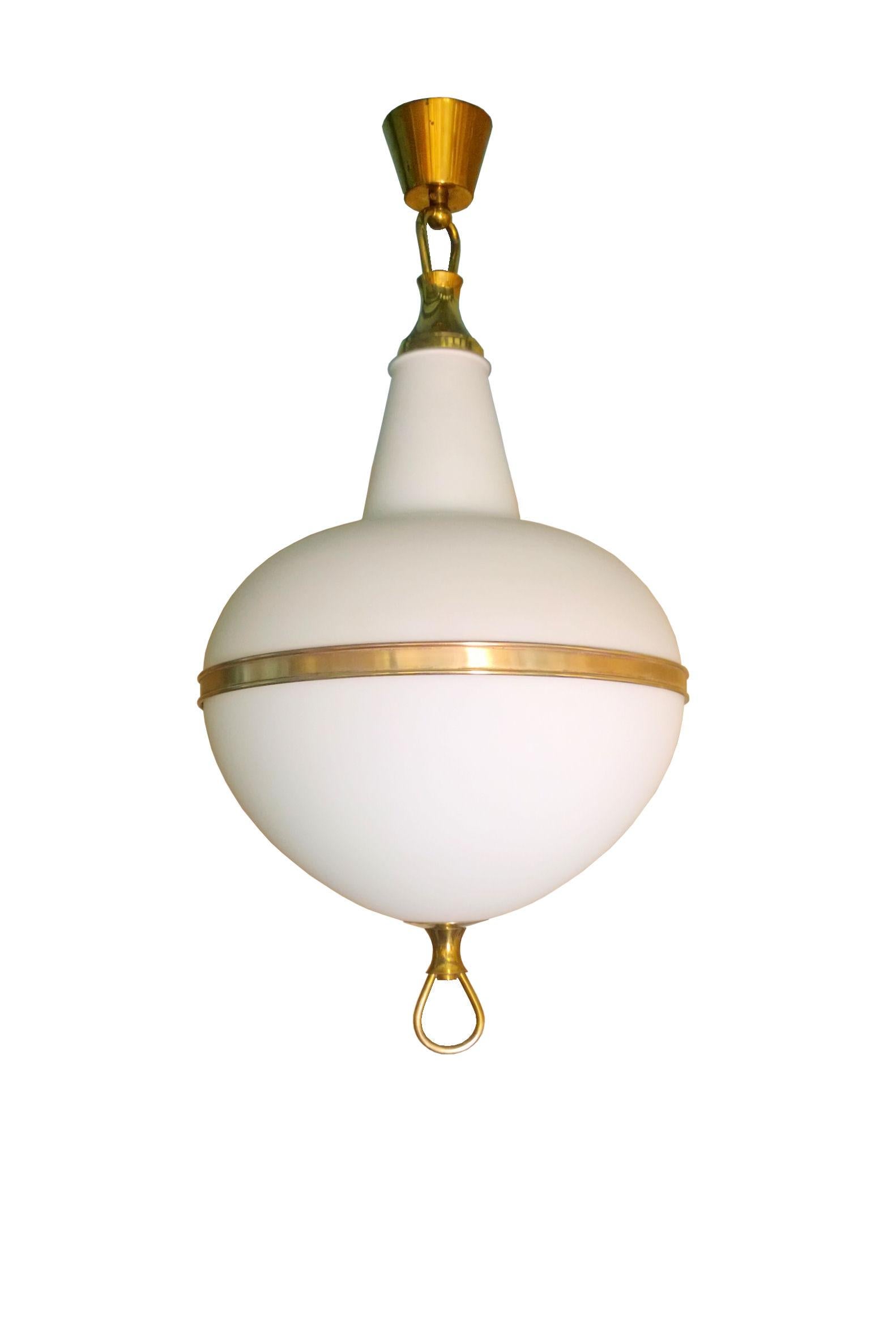 White glass and brass chandelier, or lantern, Mid-Century Modern.
Attributed to Stilnovo. Italy, 1960s.
Beautiful quality.
Has been rewired: 1 light inside.
 