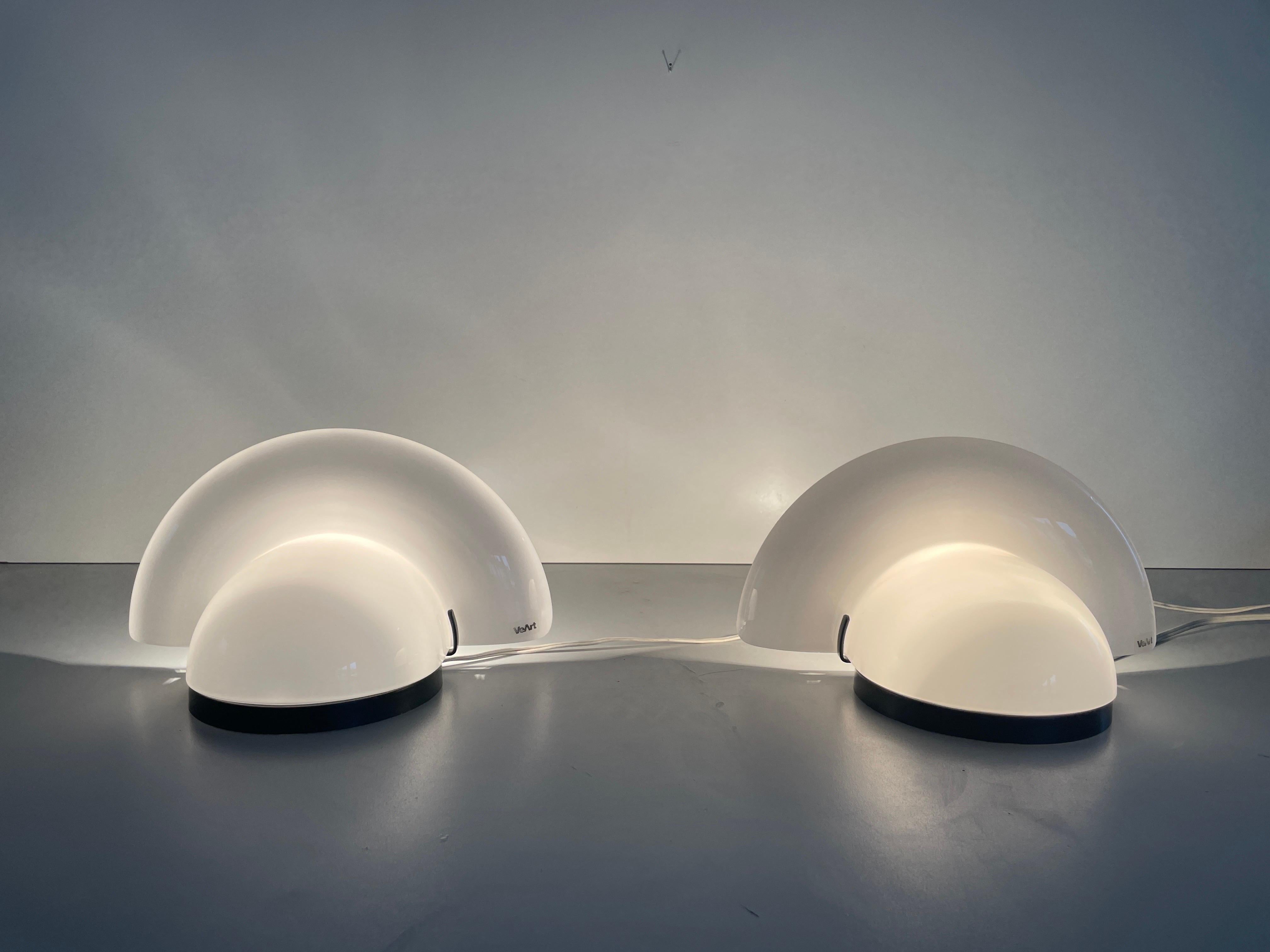 White Glass Pair of Sconces by VeArt, 1970s, Italy For Sale 7