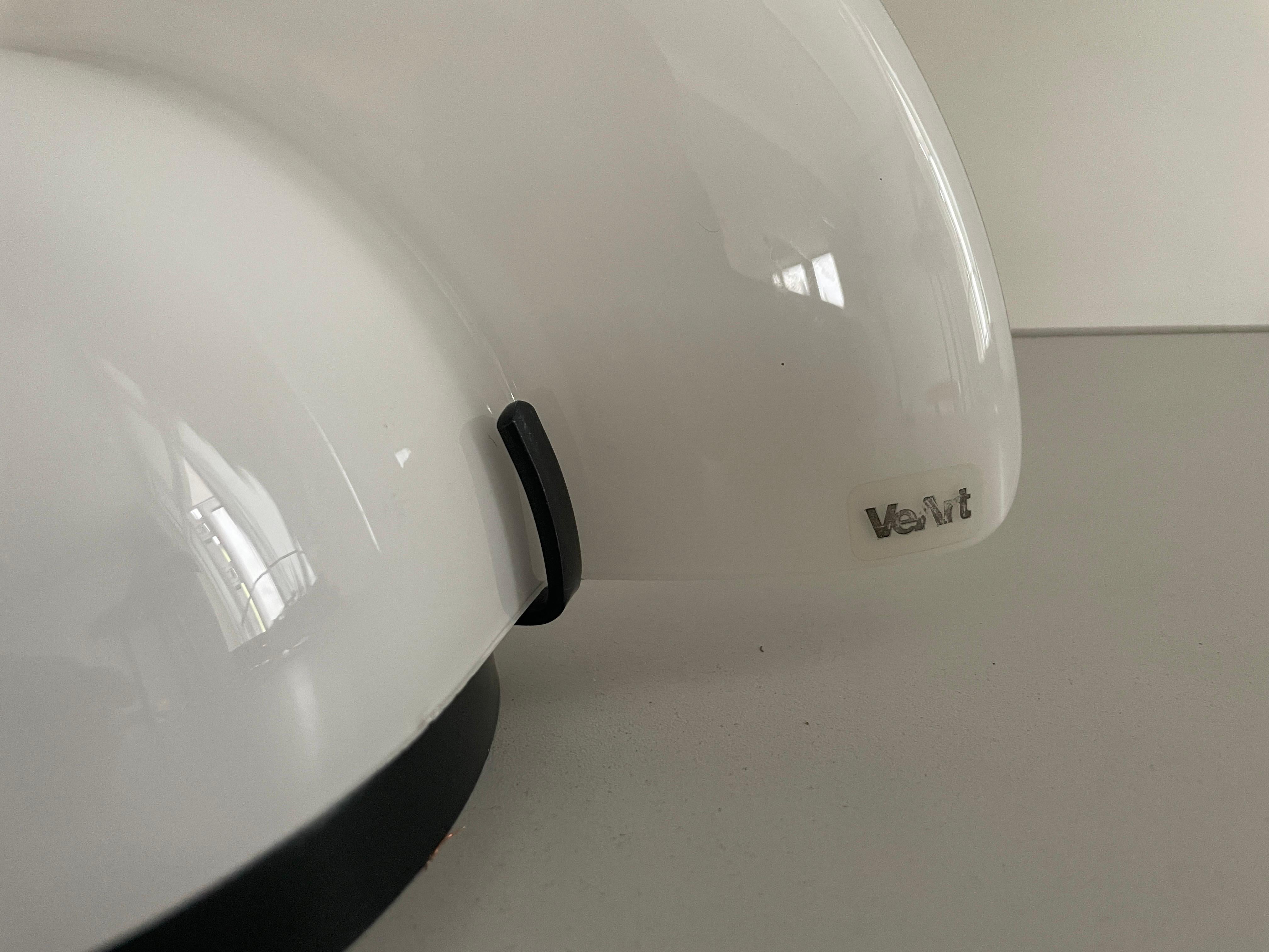 White Glass Pair of Sconces by VeArt, 1970s, Italy For Sale 3