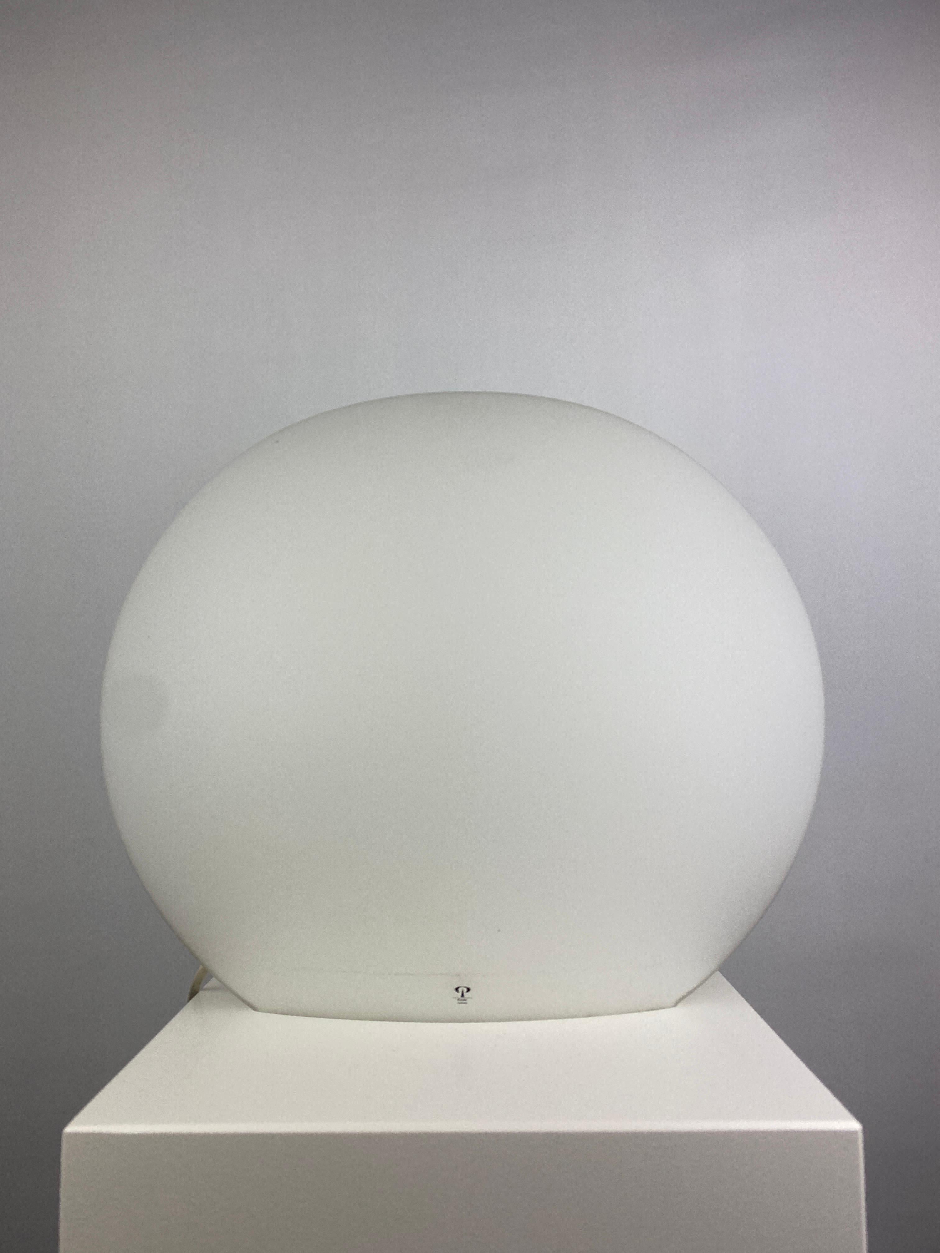 White glass Peill and Putzler oval shaped table lamp 1980 2